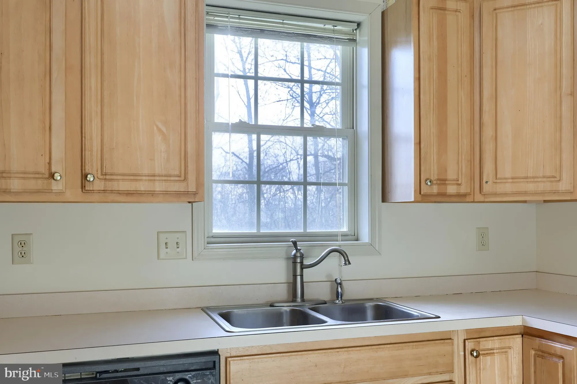 Property Slideshow image 15 of 33 | 130 leonard ln, Harrisburg, PA, 17111