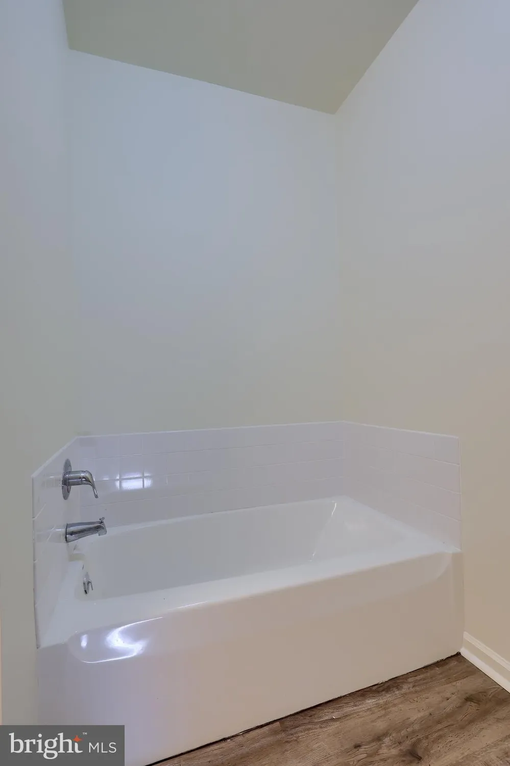 Property Slideshow image 26 of 33 | 130 leonard ln, Harrisburg, PA, 17111