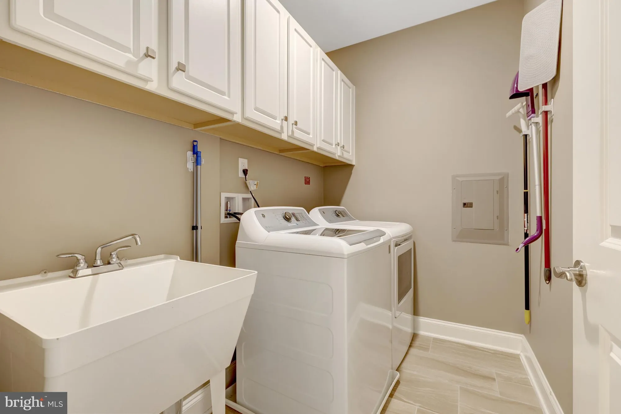 Property Slideshow image 38 of 49 | 23631 havelock walk ter 404, Ashburn, VA, 20148