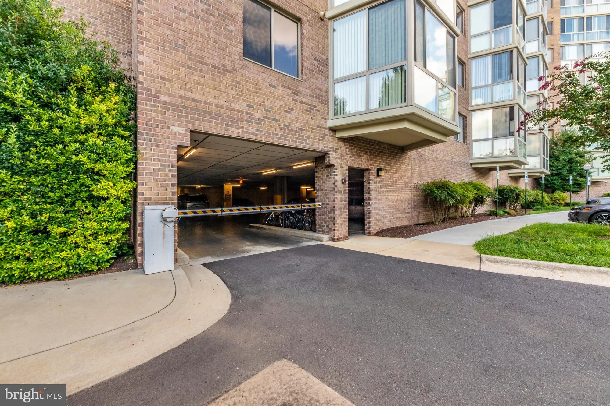 Property Slideshow image 31 of 71 | 3005 s leisure world blvd 306, Silver Spring, MD, 20906