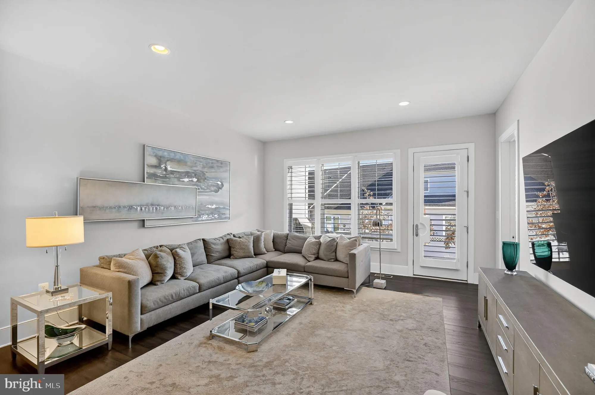 Property Slideshow image 9 of 70 | 23731 september sun sq, Ashburn, VA, 20148