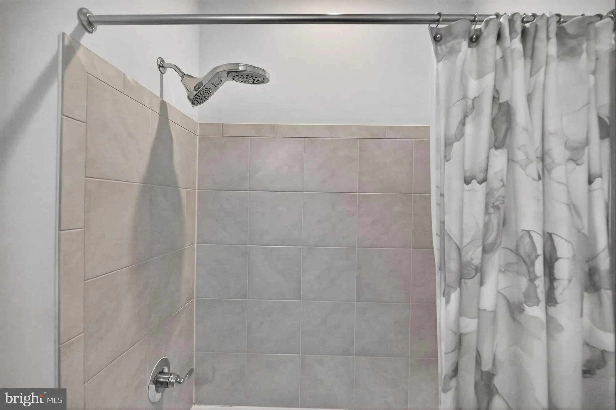 Property Slideshow image 32 of 70 | 23731 september sun sq, Ashburn, VA, 20148