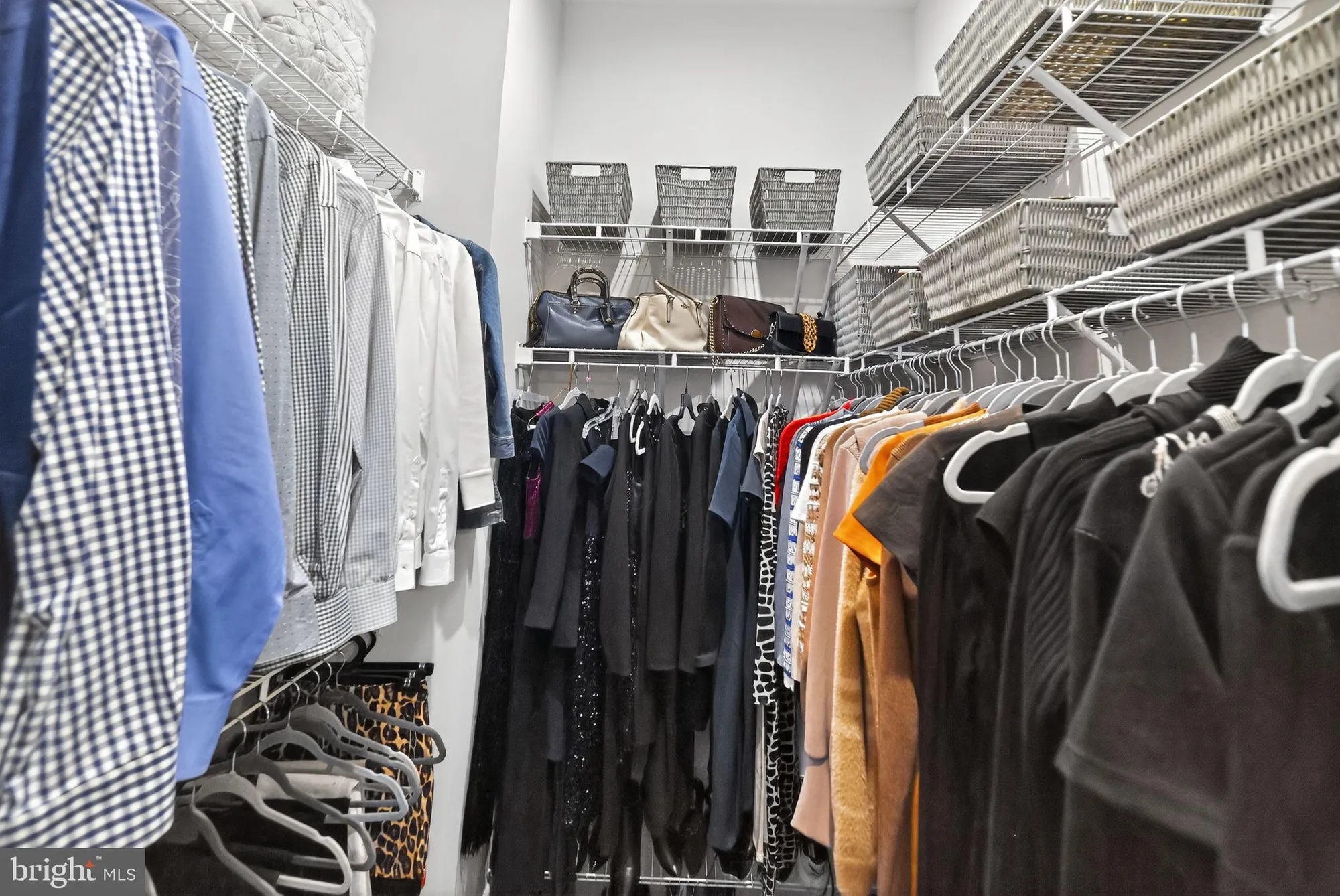 Property Slideshow image 28 of 70 | 23731 september sun sq, Ashburn, VA, 20148