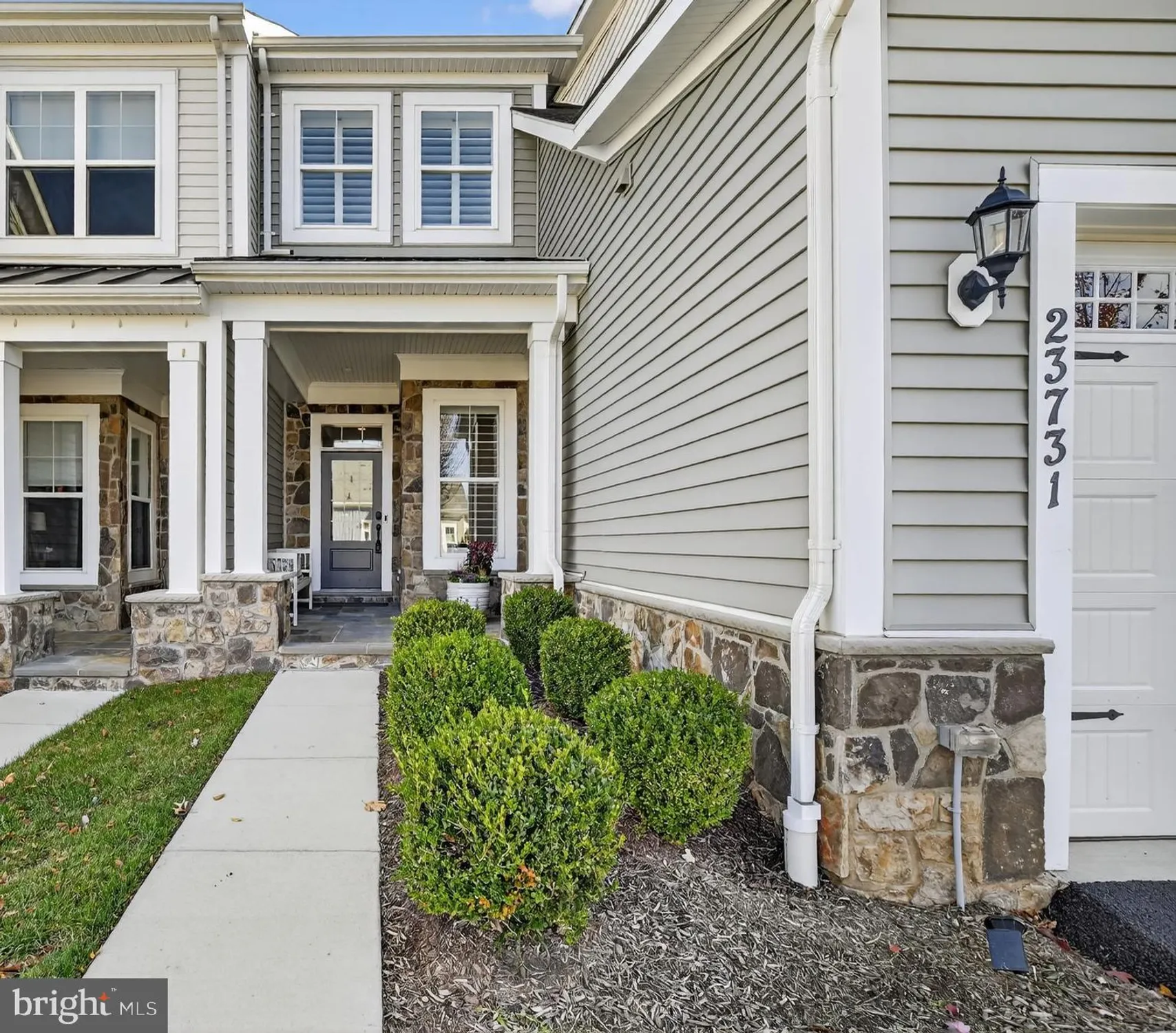 Property Slideshow image 2 of 70 | 23731 september sun sq, Ashburn, VA, 20148