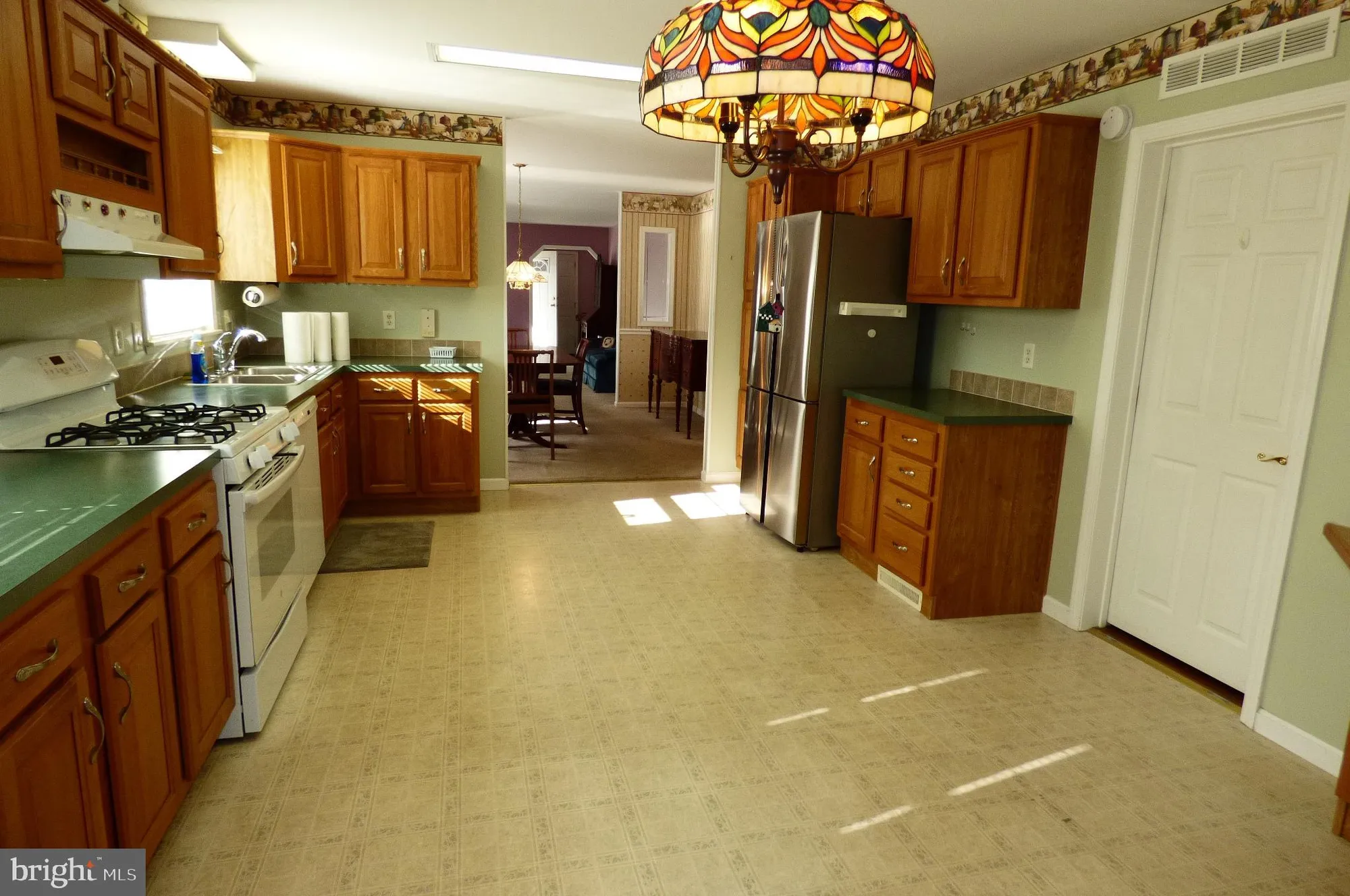 Property Slideshow image 10 of 16 | 320 w 4th st, Red Hill, PA, 18076