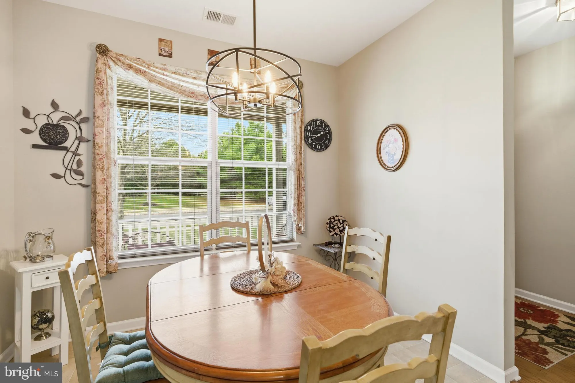 Property Slideshow image 10 of 47 | 14 hidden lake cir, Barnegat, NJ, 08005