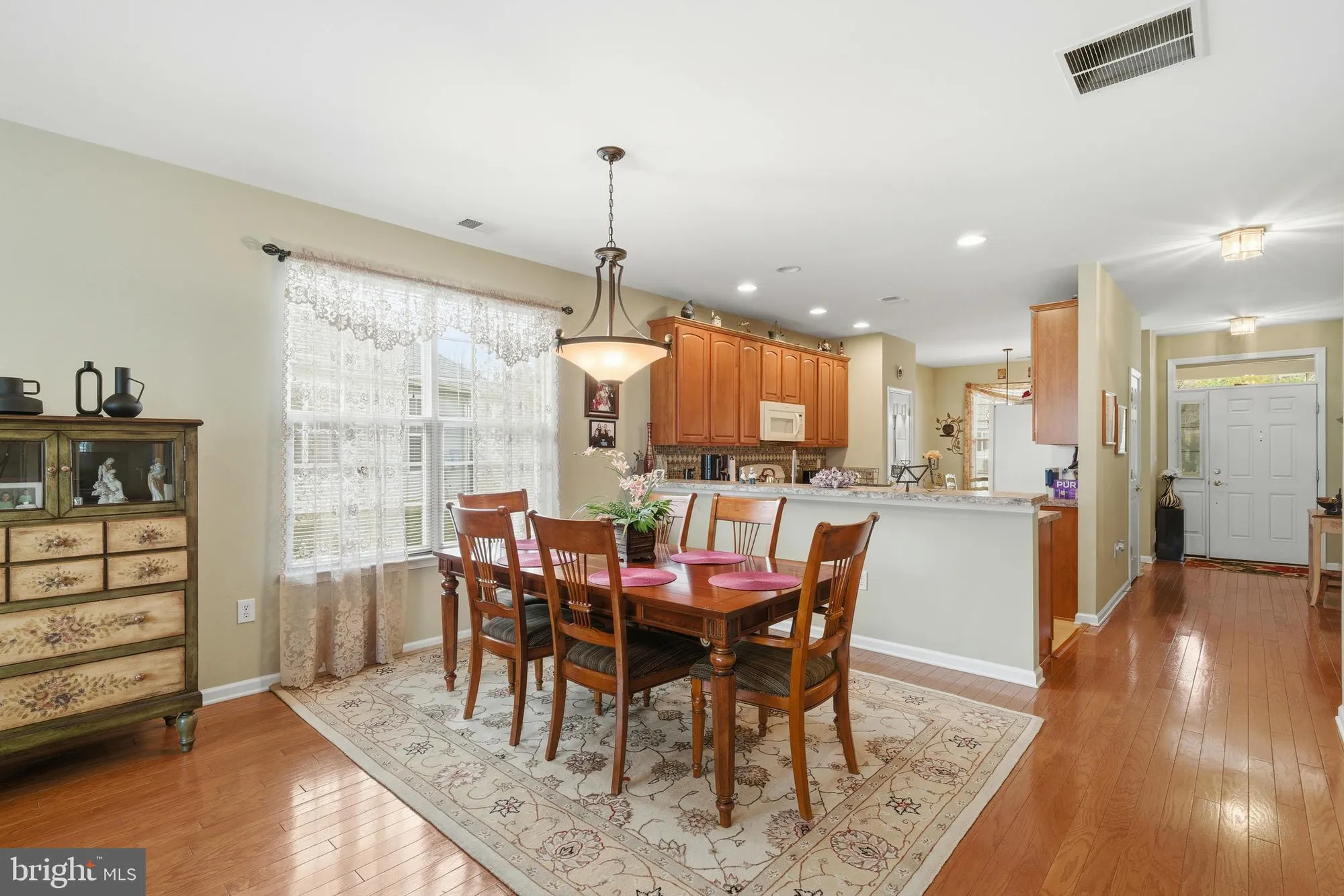 Property Slideshow image 17 of 47 | 14 hidden lake cir, Barnegat, NJ, 08005