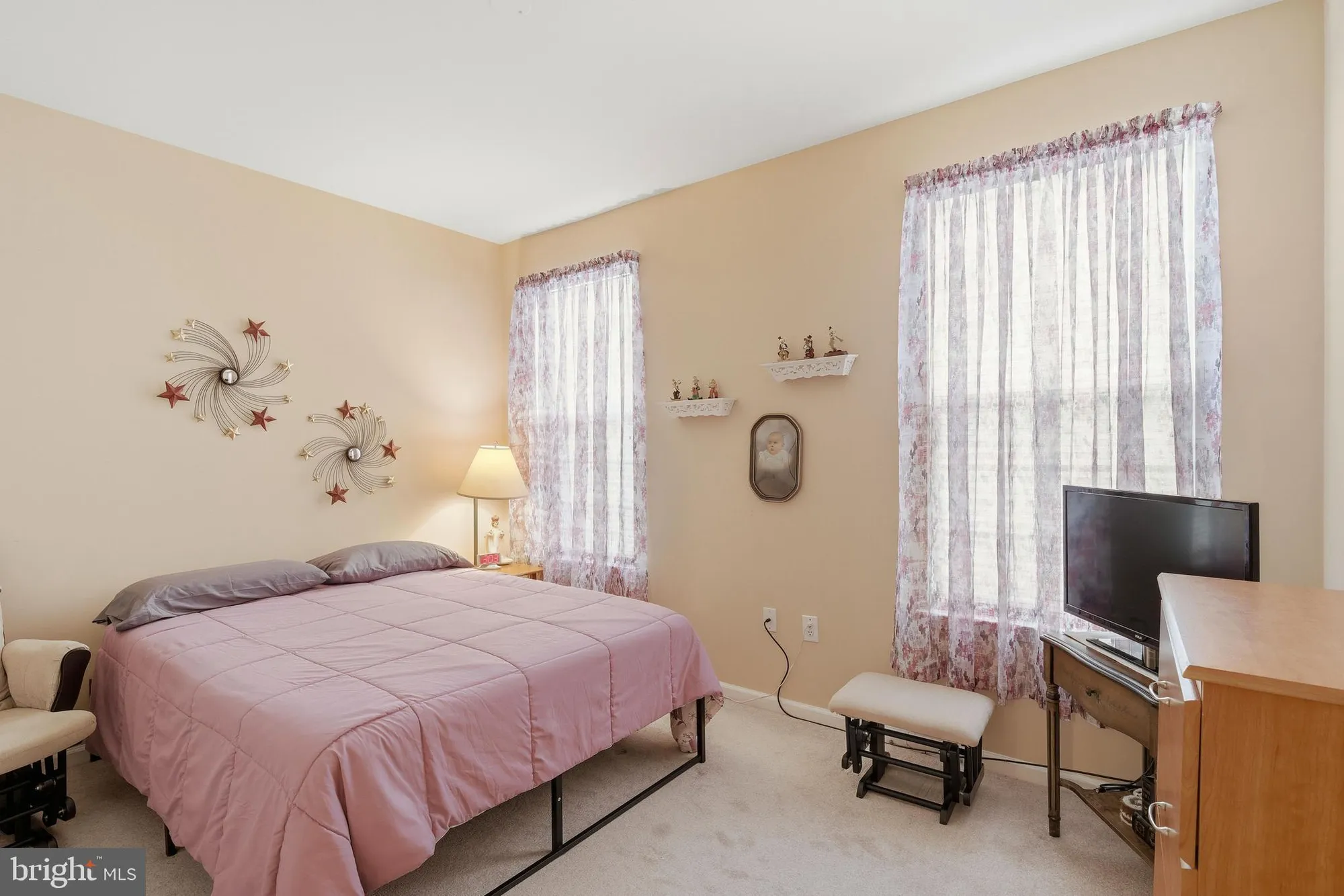 Property Slideshow image 27 of 47 | 14 hidden lake cir, Barnegat, NJ, 08005