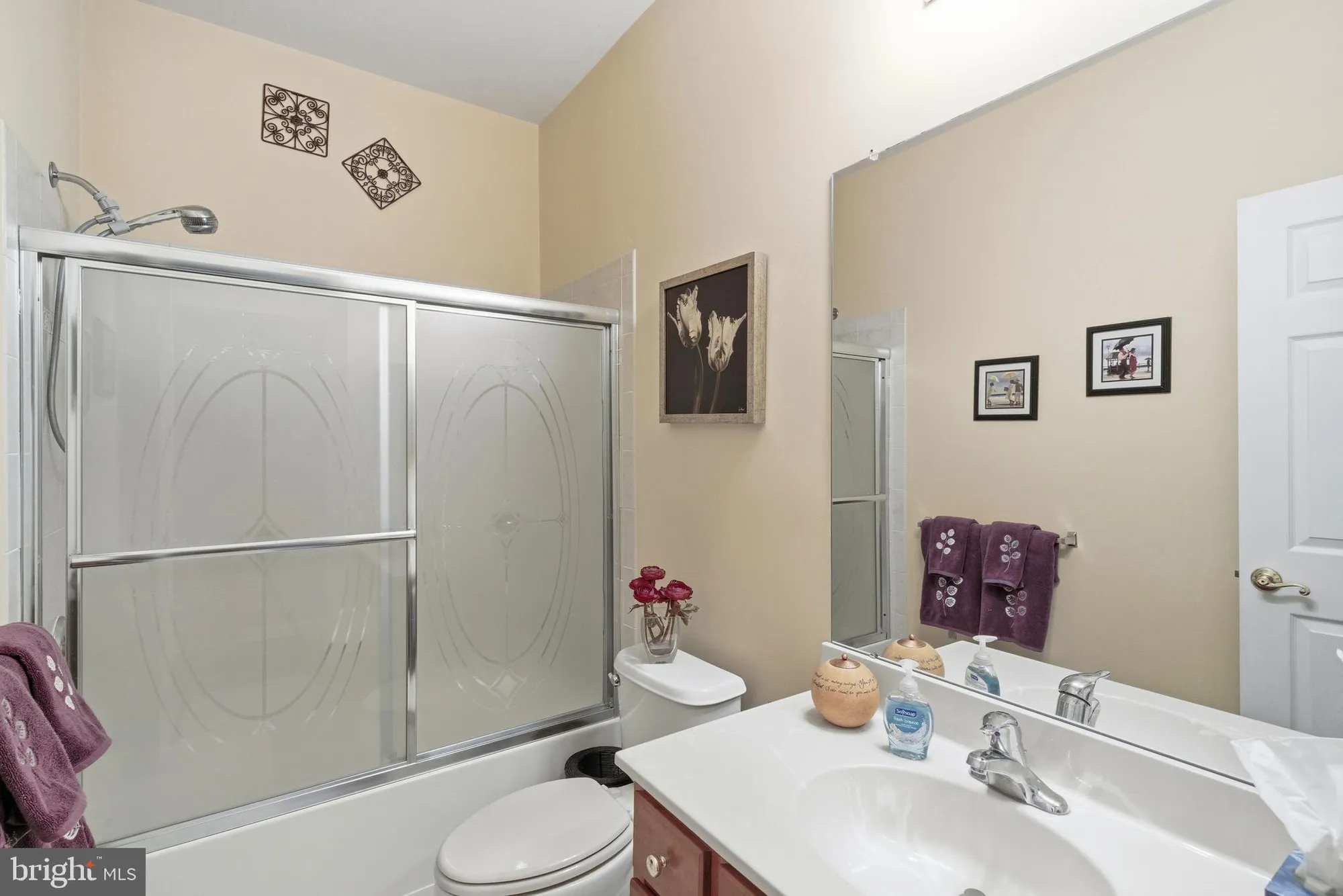 Property Slideshow image 28 of 47 | 14 hidden lake cir, Barnegat, NJ, 08005