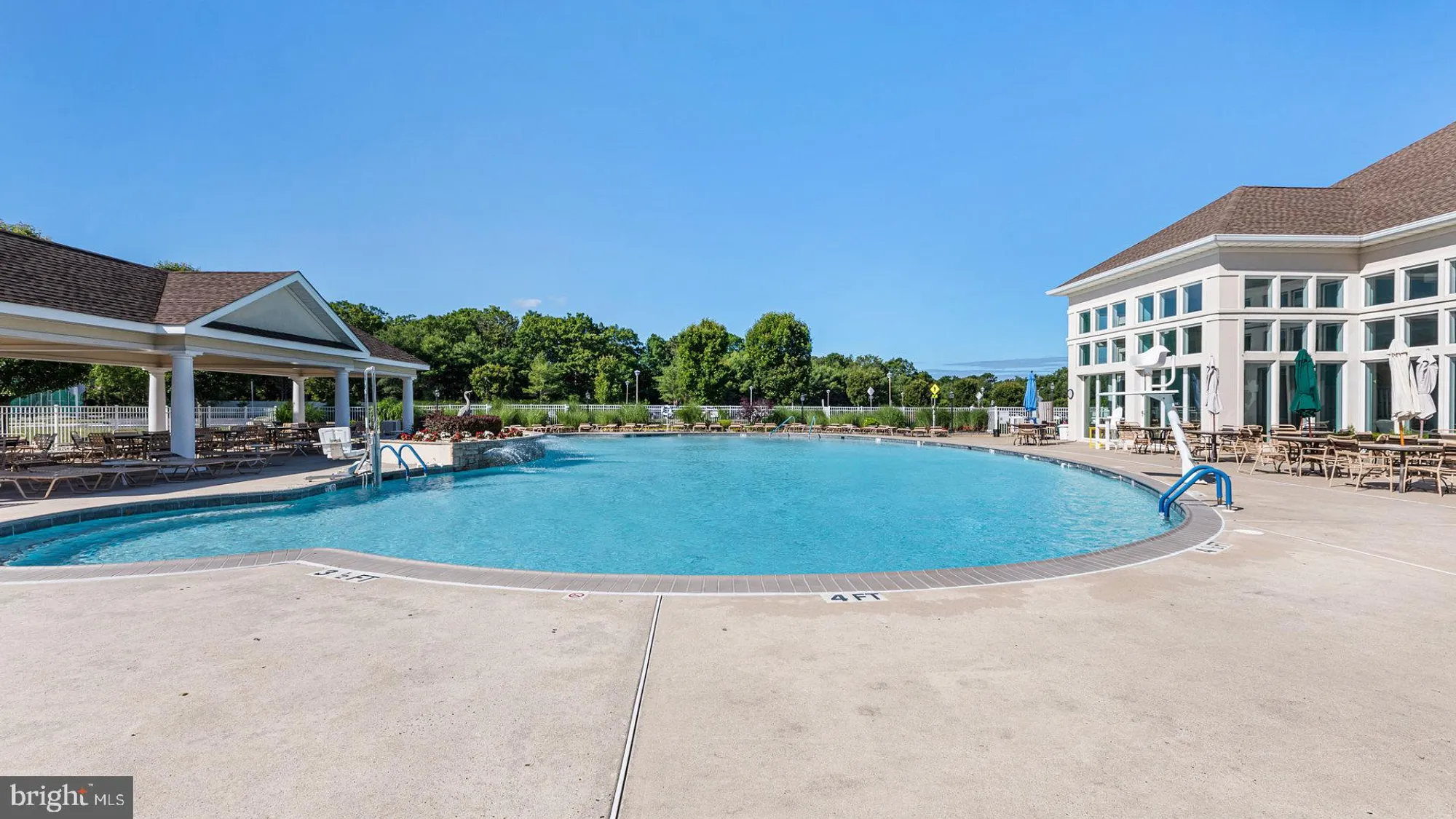 Property Slideshow image 42 of 47 | 14 hidden lake cir, Barnegat, NJ, 08005