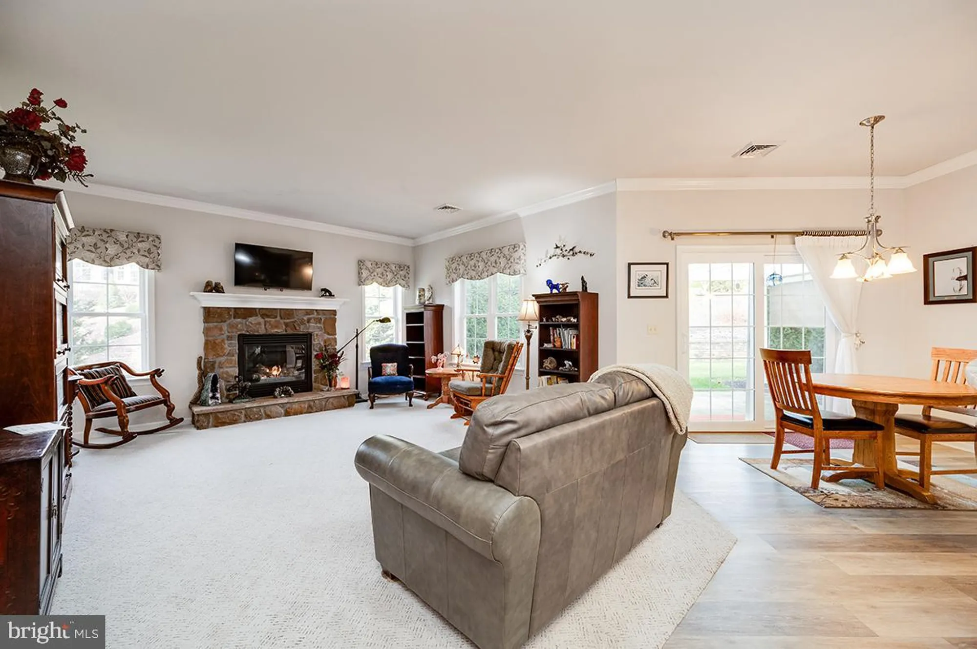 Property Slideshow image 24 of 44 | 45 winterberry ln, Womelsdorf, PA, 19567