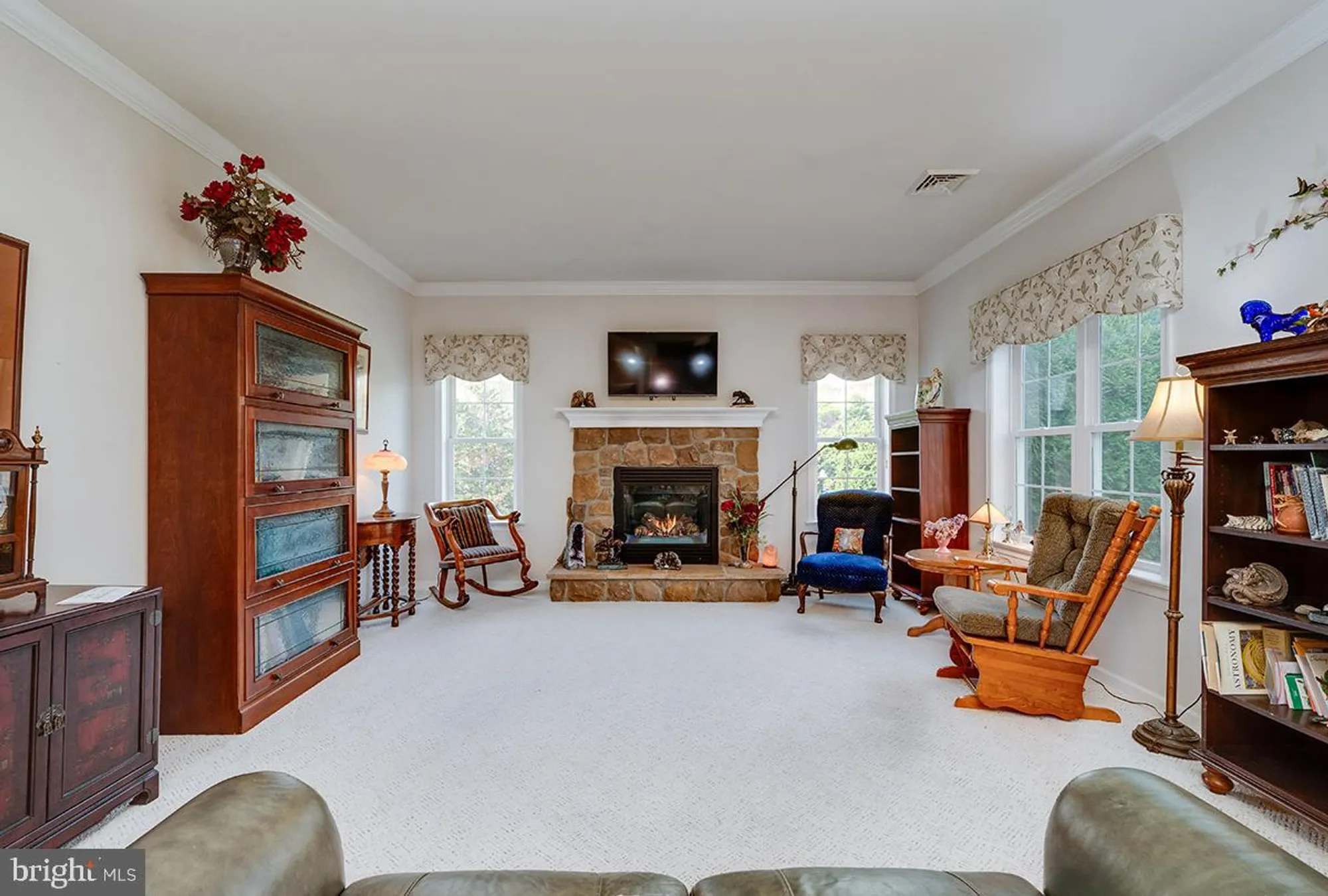 Property Slideshow image 25 of 44 | 45 winterberry ln, Womelsdorf, PA, 19567