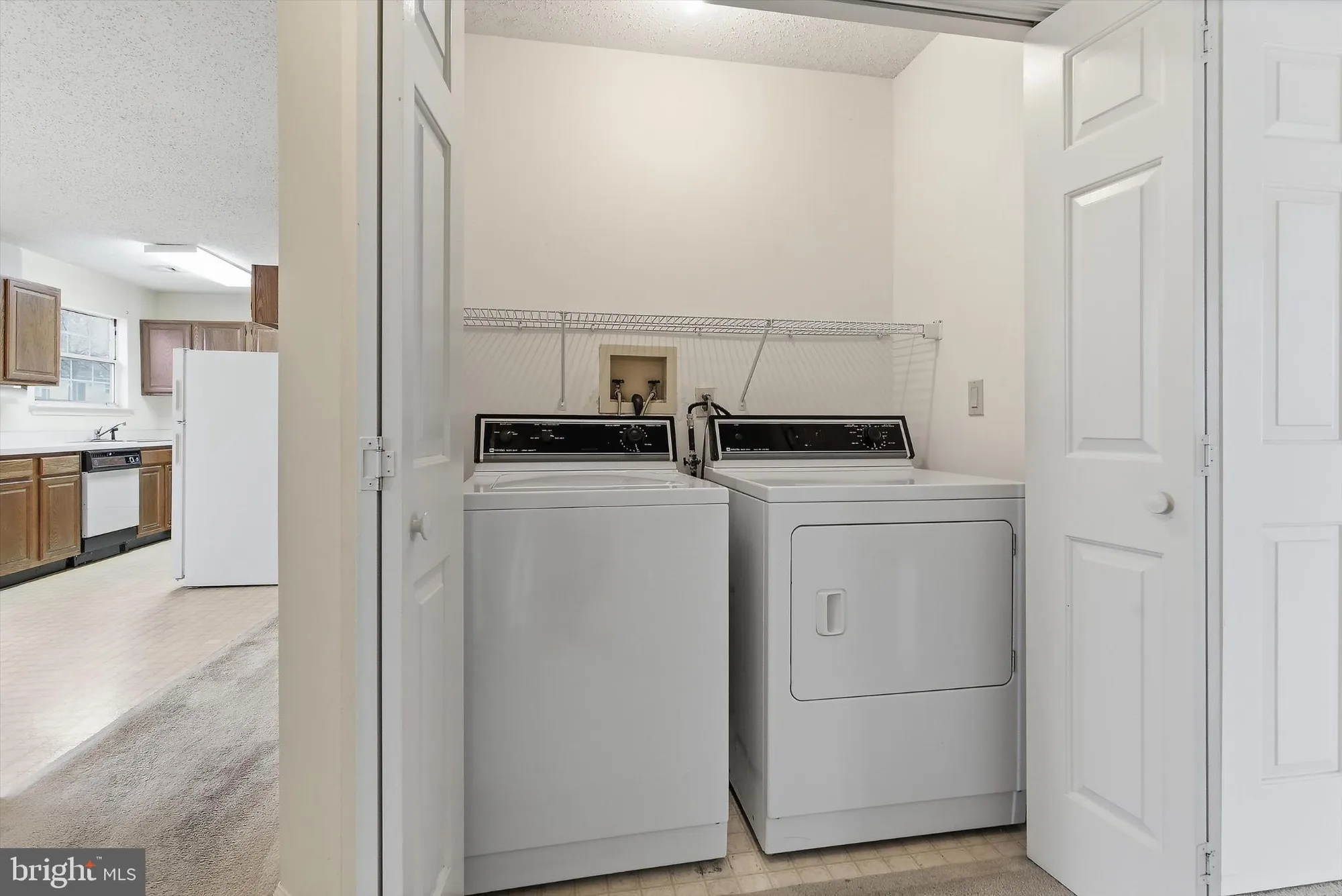 Property Slideshow image 16 of 34 | 25 willow dr, Barnegat, NJ, 08005