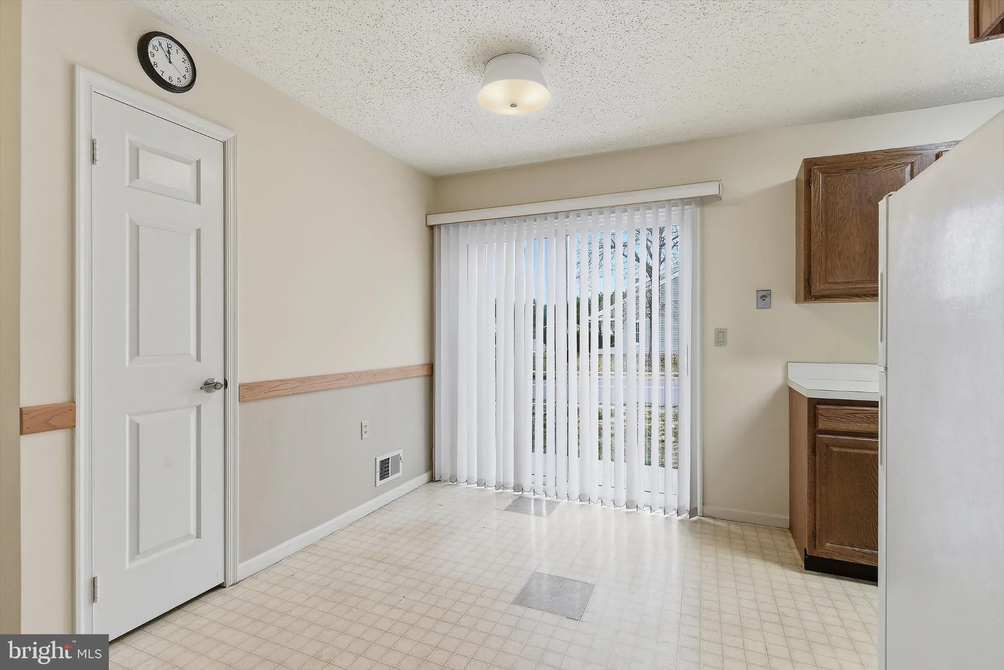 Property Slideshow image 11 of 34 | 25 willow dr, Barnegat, NJ, 08005