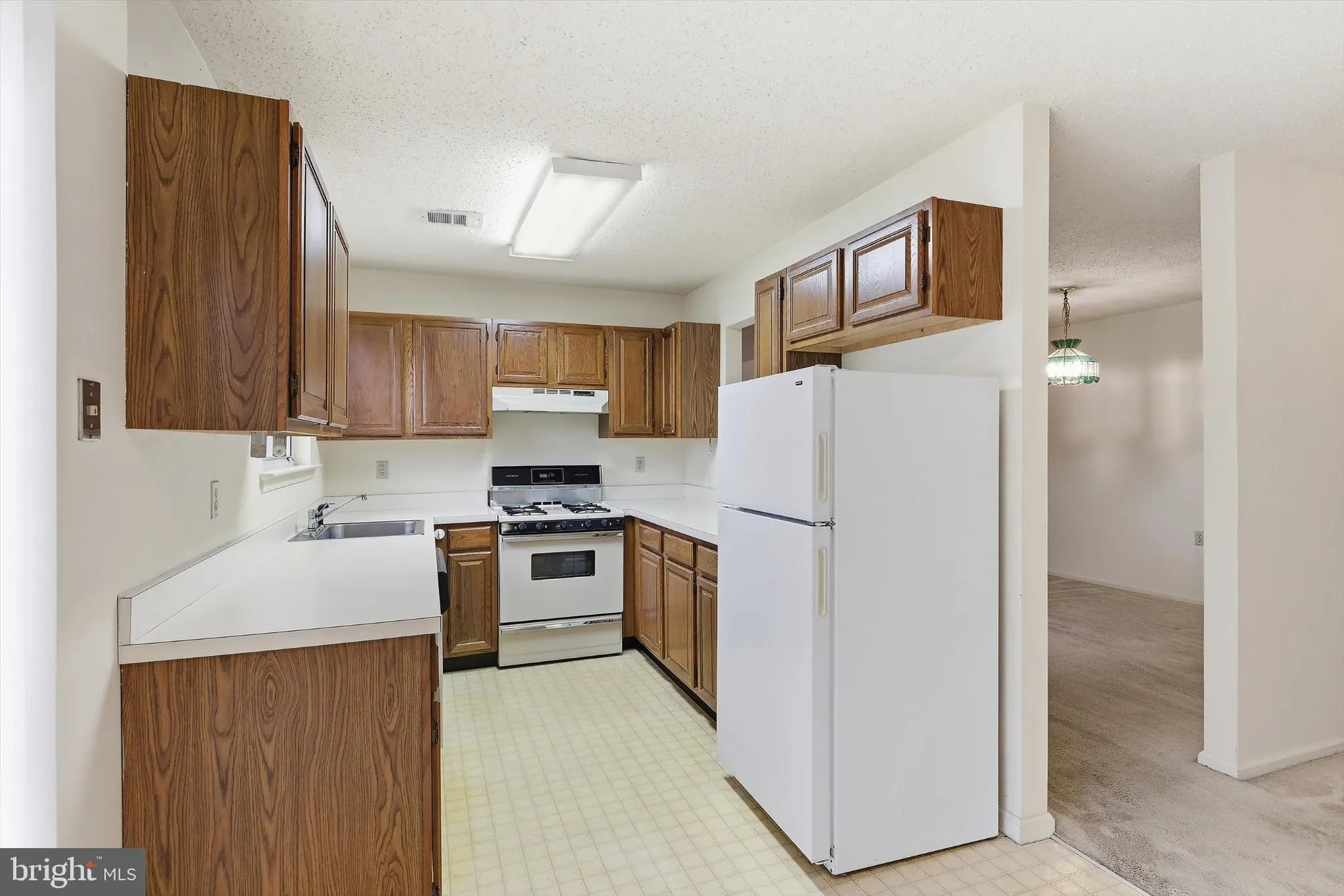 Property Slideshow image 14 of 34 | 25 willow dr, Barnegat, NJ, 08005