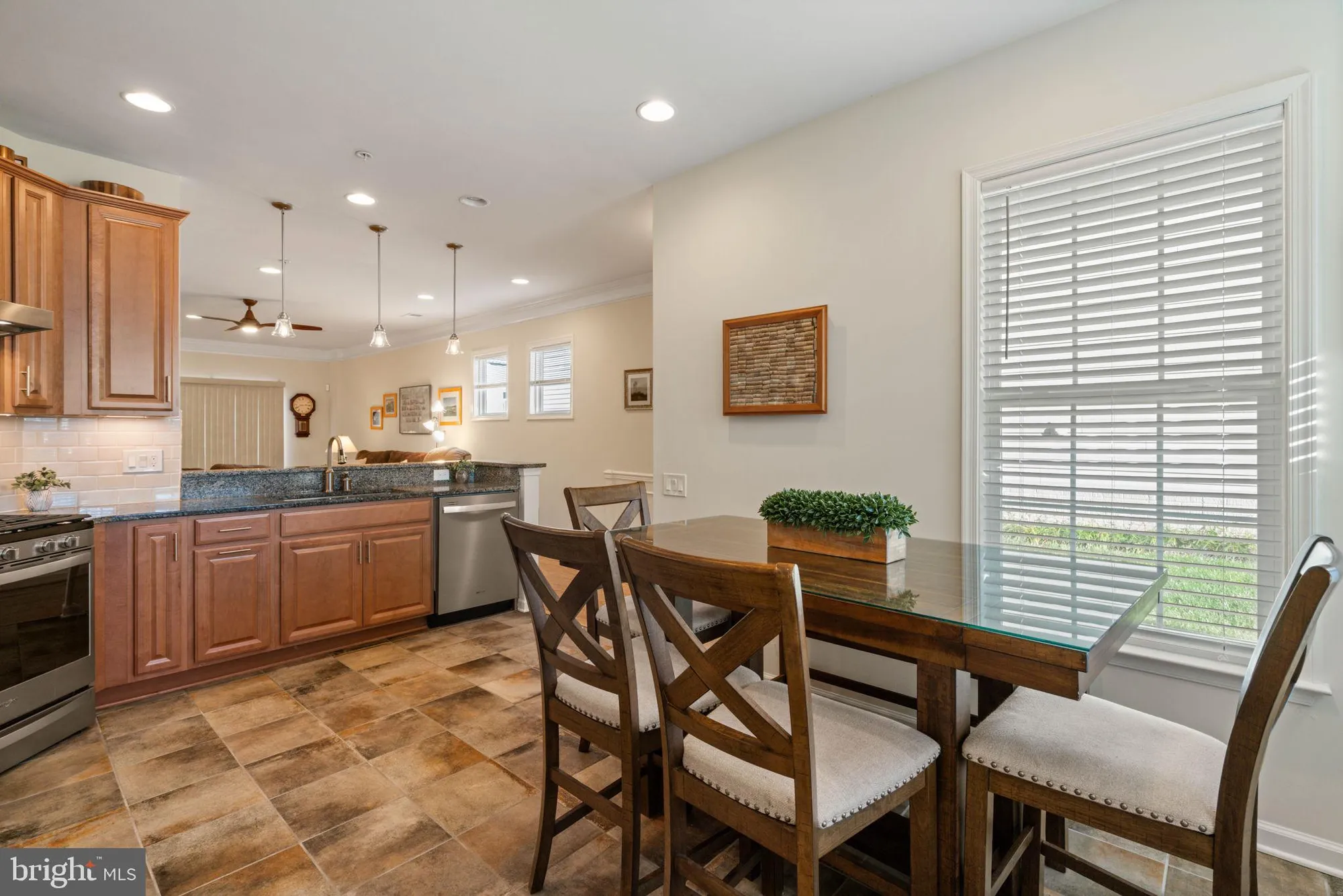 Property Slideshow image 4 of 43 | 20 fenwick dr, Fredericksburg, VA, 22406