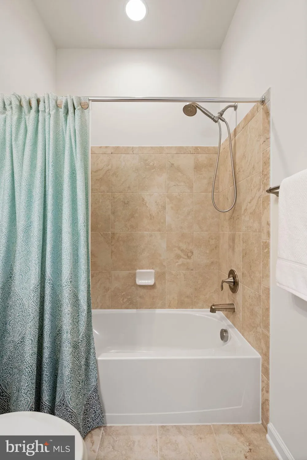 Property Slideshow image 23 of 43 | 20 fenwick dr, Fredericksburg, VA, 22406