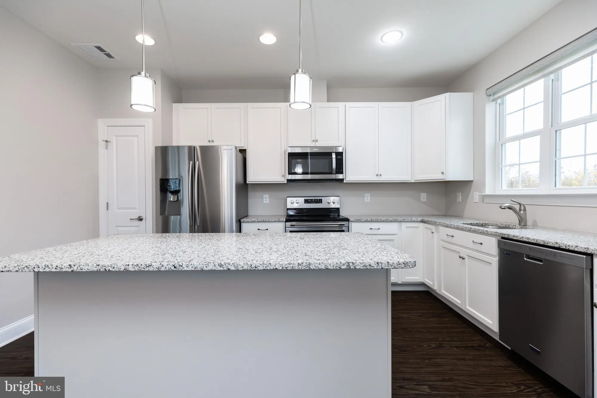 Property Slideshow image 19 of 42 | 1415 whispering woods rd, Middletown, DE, 19709