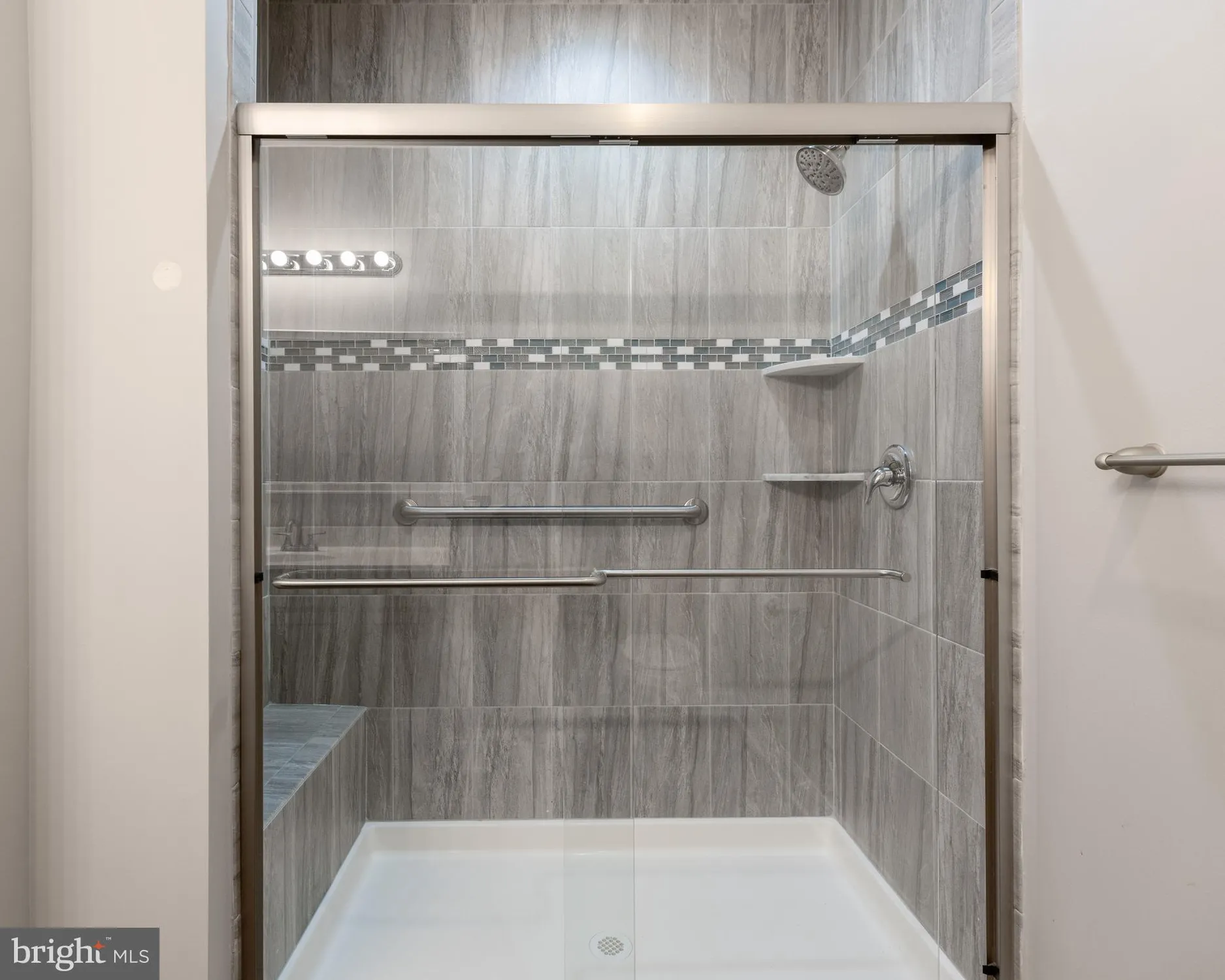 Property Slideshow image 32 of 42 | 1415 whispering woods rd, Middletown, DE, 19709