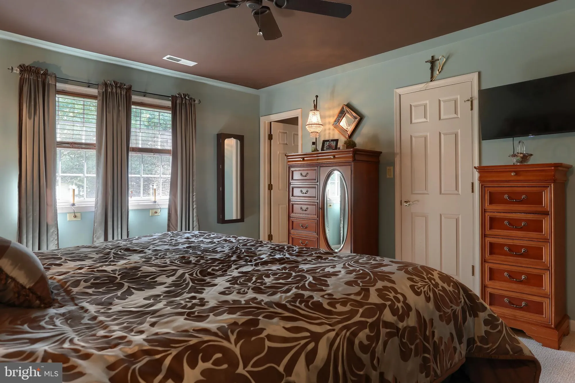 Property Slideshow image 32 of 62 | 22 scenic dr, Myerstown, PA, 17067