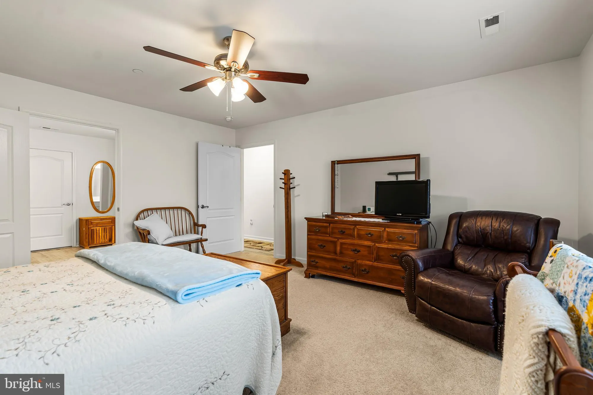 Property Slideshow image 17 of 42 | 13366 marquise dr, Hagerstown, MD, 21742