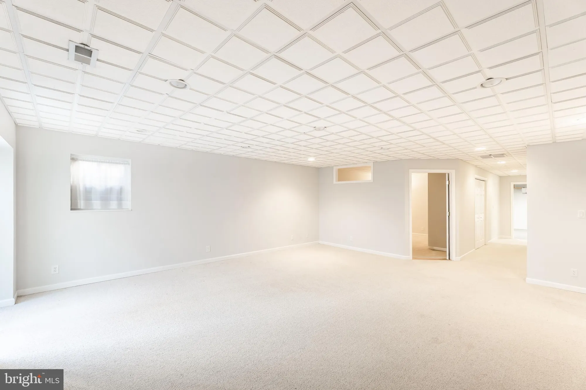 Property Slideshow image 32 of 55 | 6880 saddle run way, Gainesville, VA, 20155