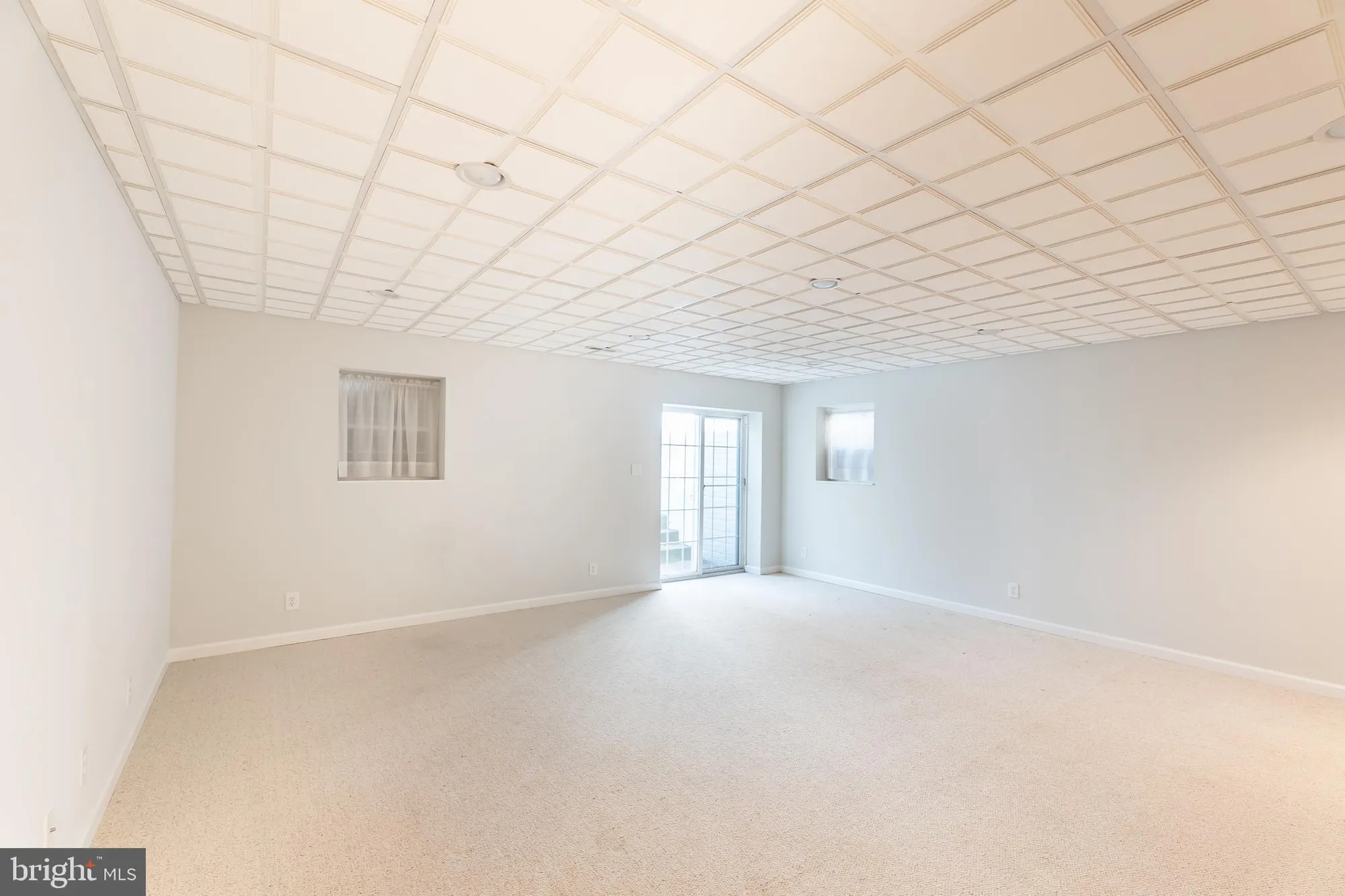 Property Slideshow image 28 of 55 | 6880 saddle run way, Gainesville, VA, 20155