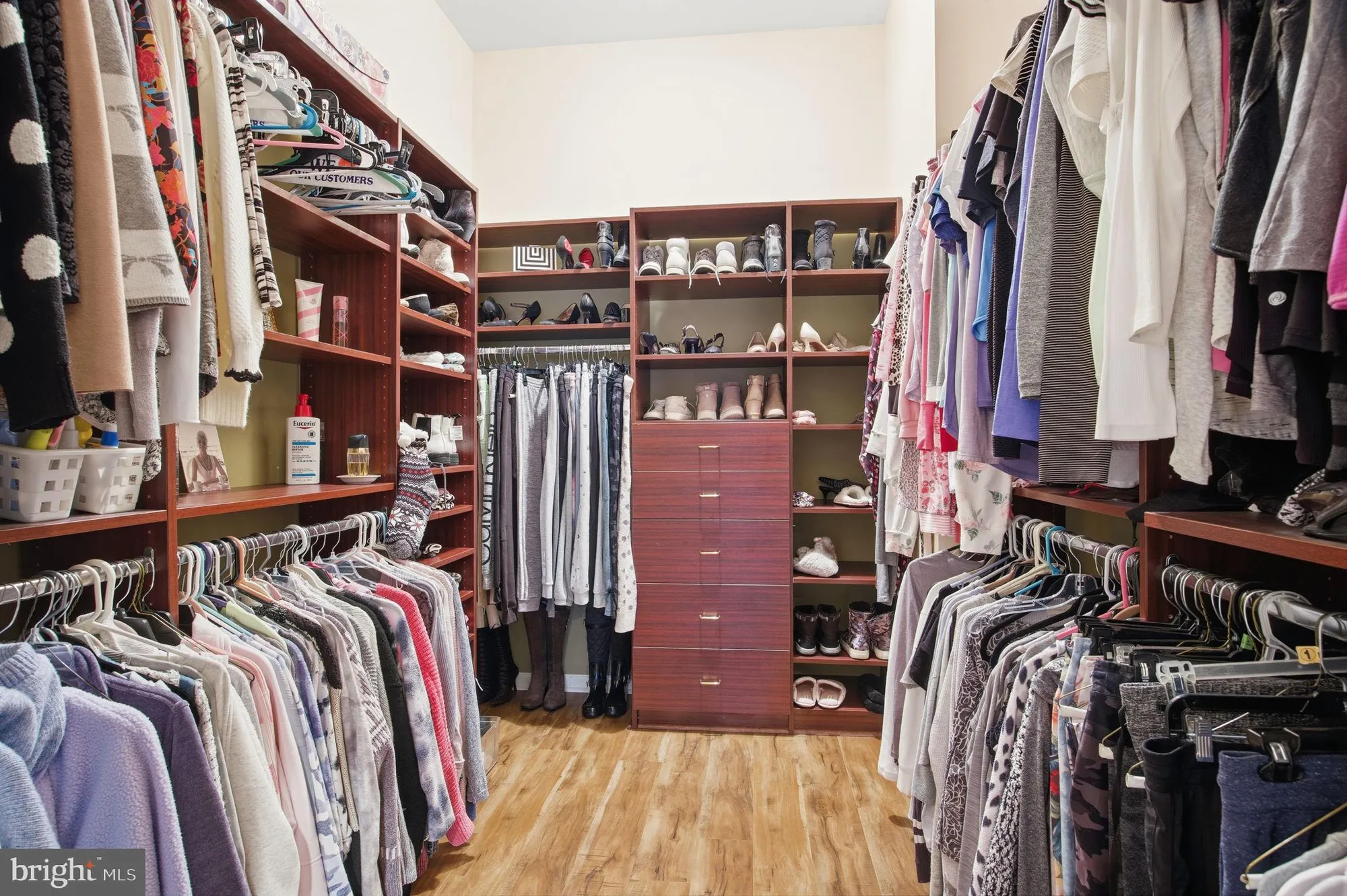 Property Slideshow image 27 of 33 | 66 nathaniel rd, Southampton, PA, 18966