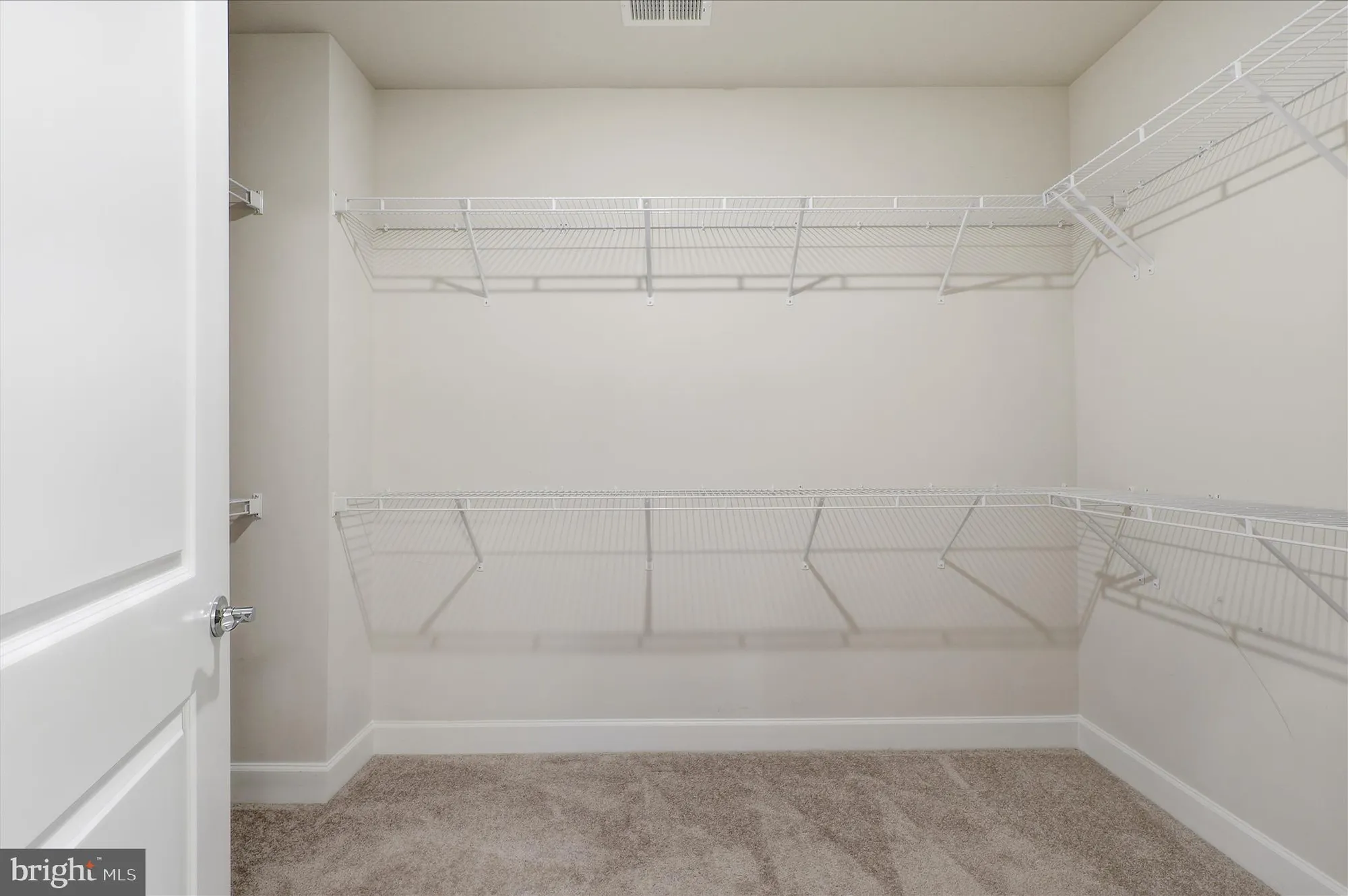 Property Slideshow image 19 of 46 | 2960 vaden dr unit 413, Fairfax, VA, 22031