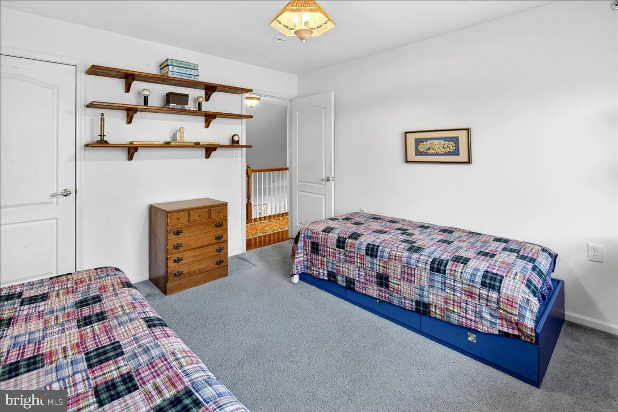 Property Slideshow image 27 of 42 | 208 sunflower ln, Princeton Junction, NJ, 08550