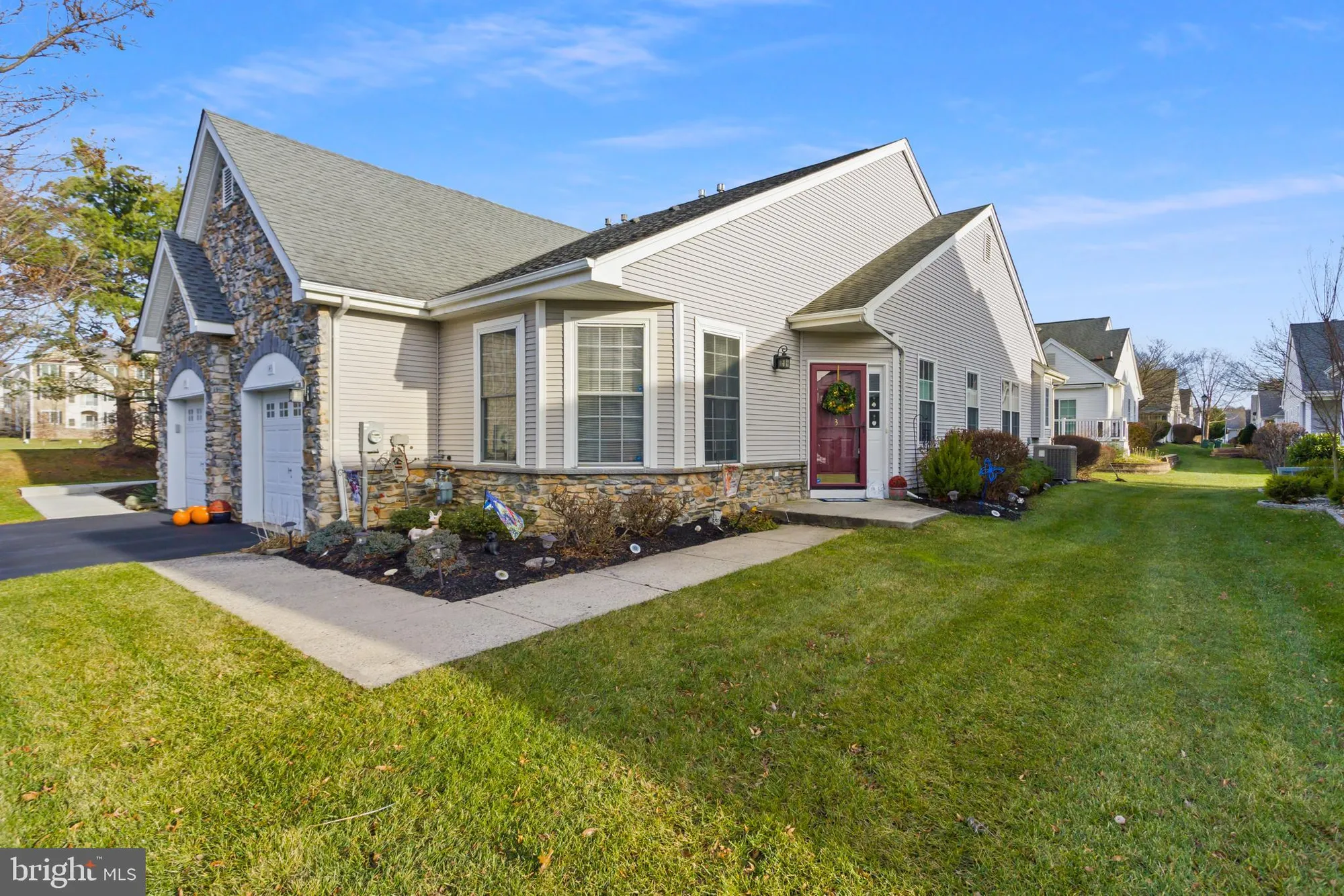 Property Slideshow image 1 of 22 | 143 burholme dr, Hamilton, NJ, 08691