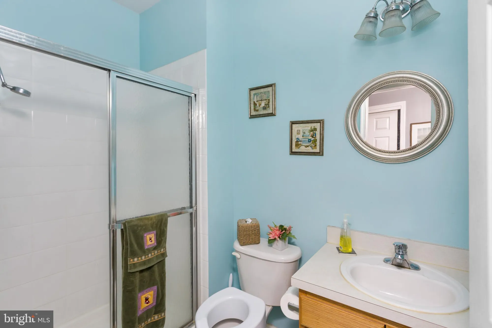 Property Slideshow image 14 of 22 | 143 burholme dr, Hamilton, NJ, 08691