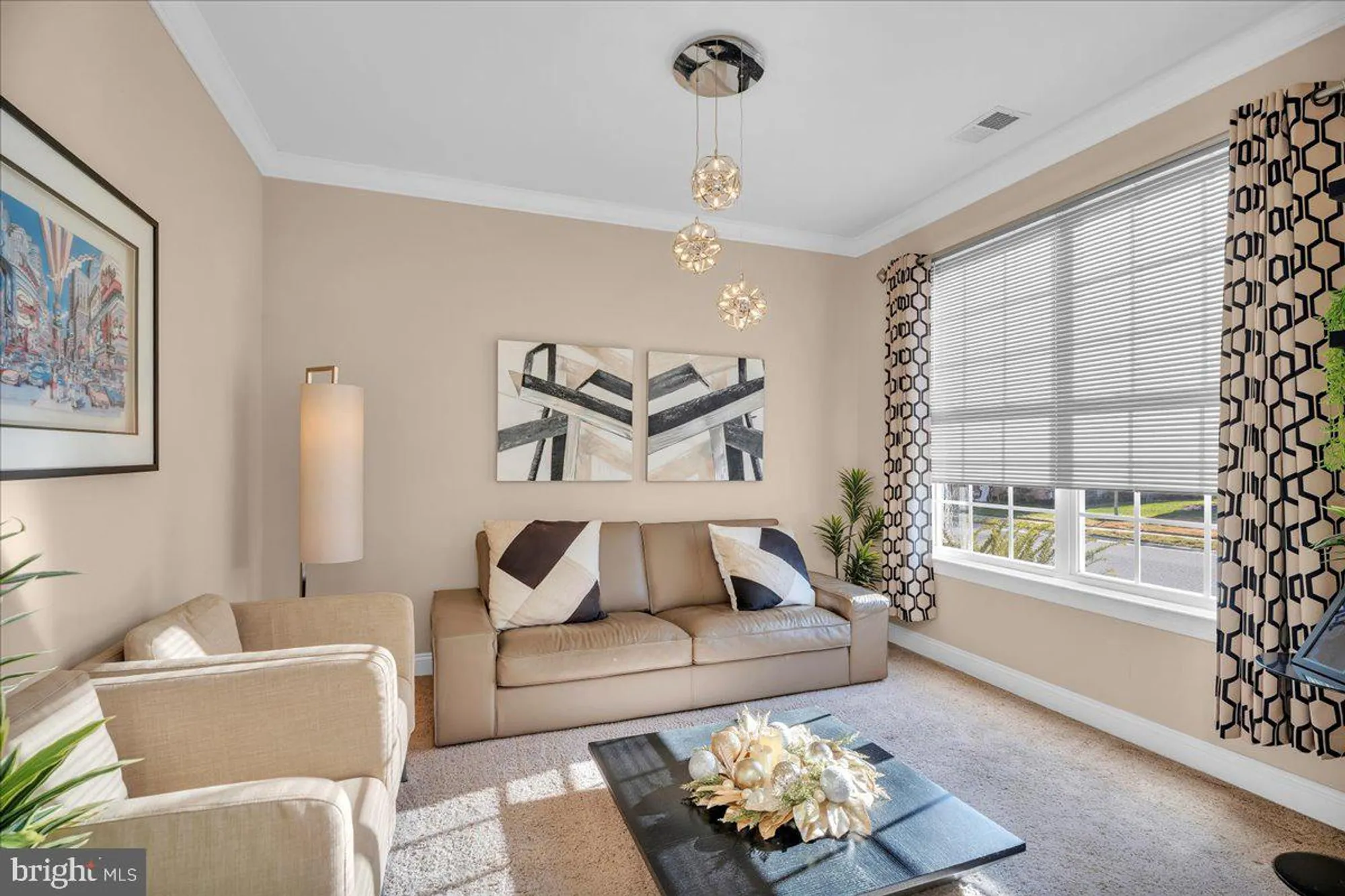 Property Slideshow image 5 of 24 | 701 weatherby dr, Woodbury, NJ, 08096