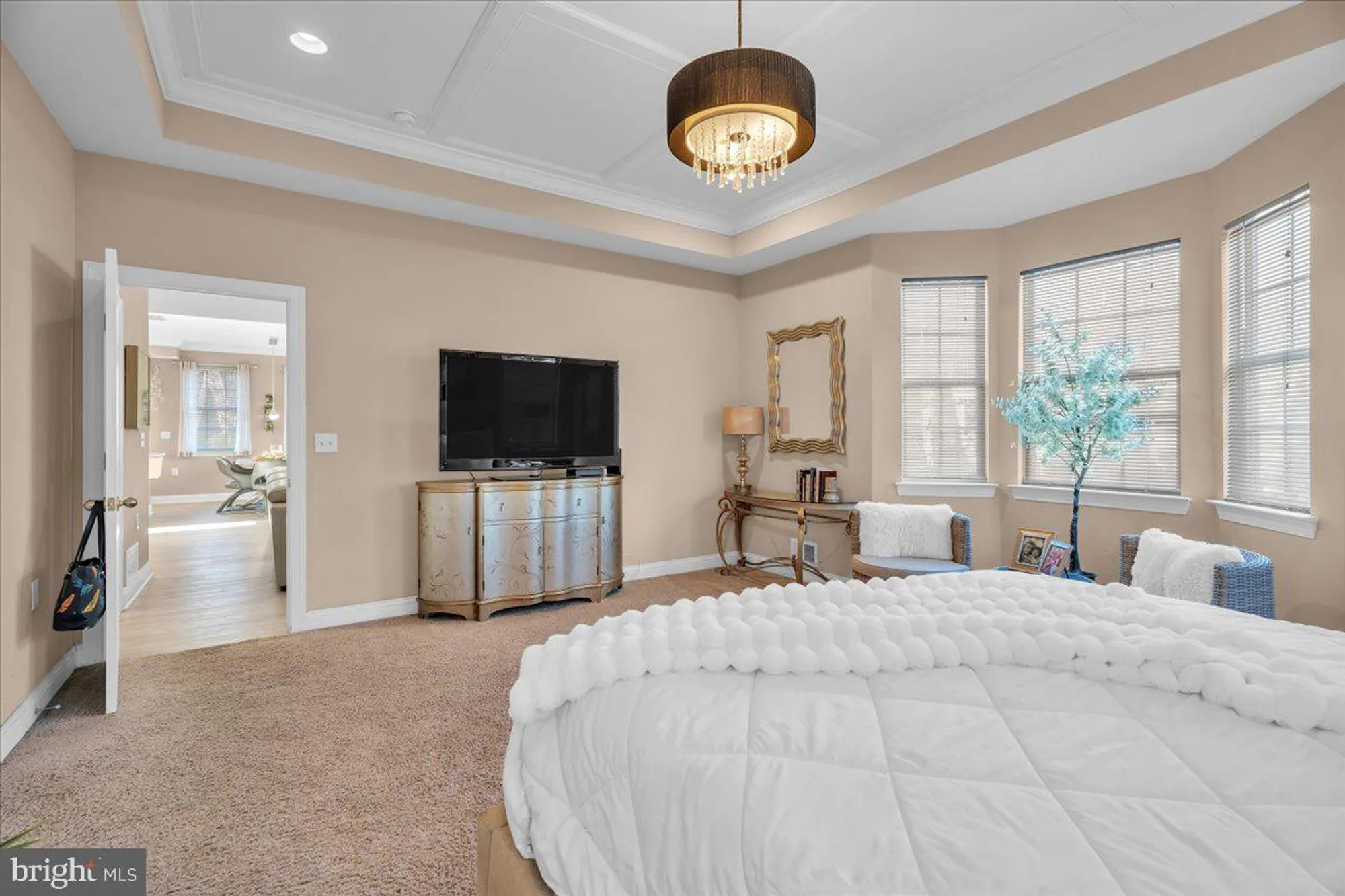 Property Slideshow image 16 of 24 | 701 weatherby dr, Woodbury, NJ, 08096