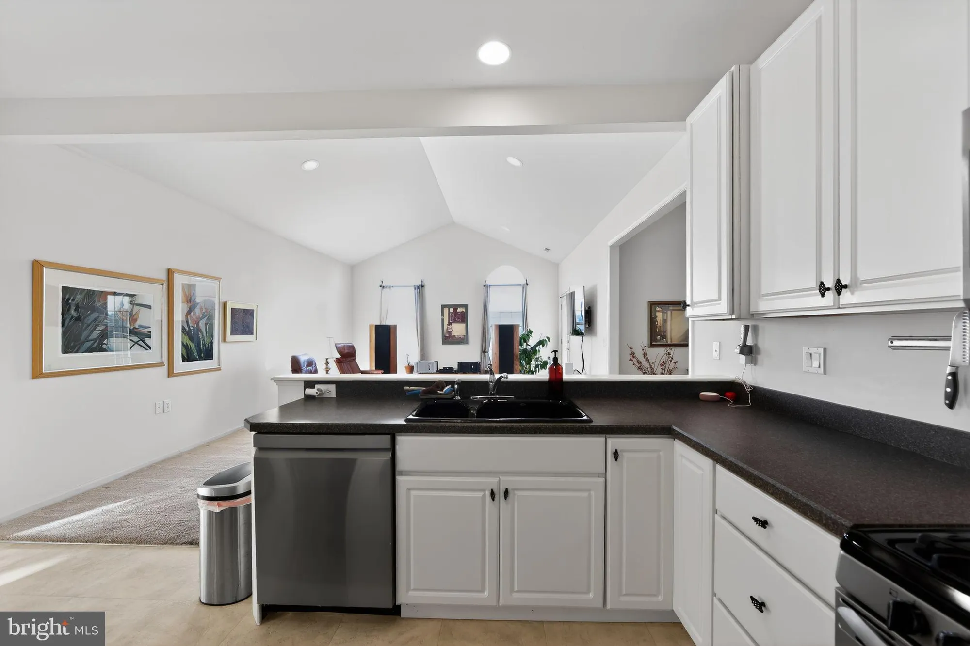 Property Slideshow image 16 of 44 | 354 calloway ct, Royersford, PA, 19468