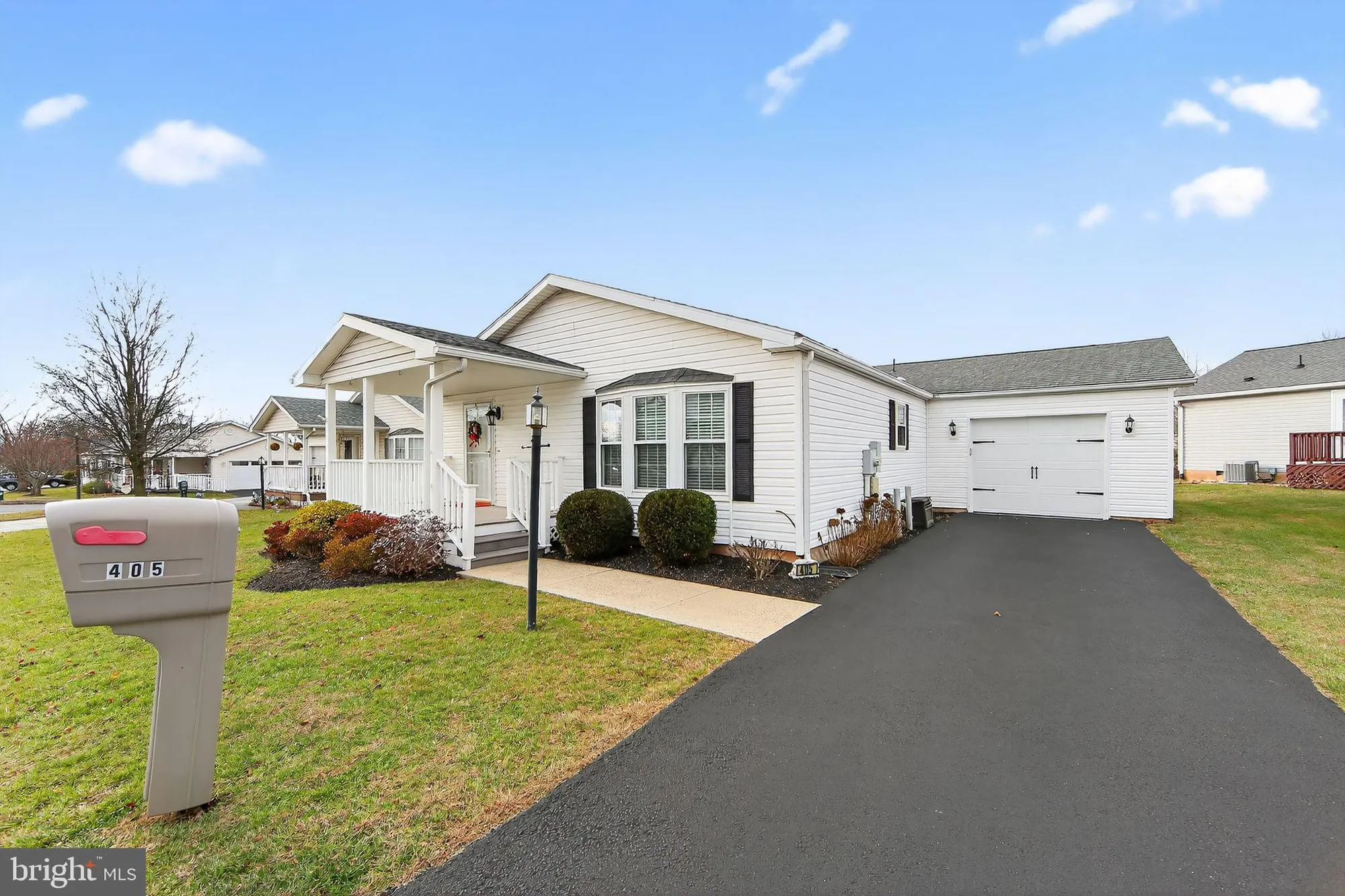 Property Slideshow image 3 of 30 | 405 village way, Royersford, PA, 19468