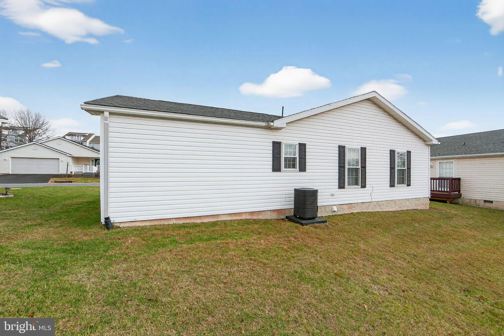 Property Slideshow image 30 of 30 | 405 village way, Royersford, PA, 19468
