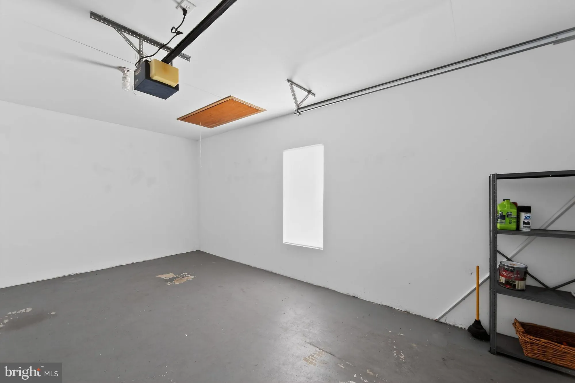 Property Slideshow image 28 of 30 | 405 village way, Royersford, PA, 19468