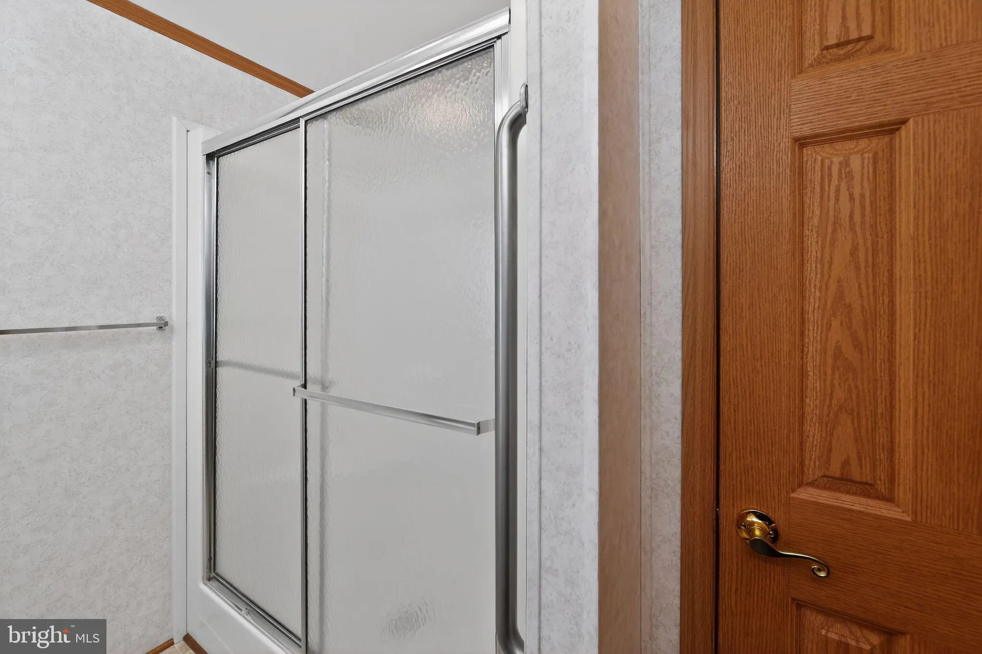 Property Slideshow image 22 of 30 | 405 village way, Royersford, PA, 19468