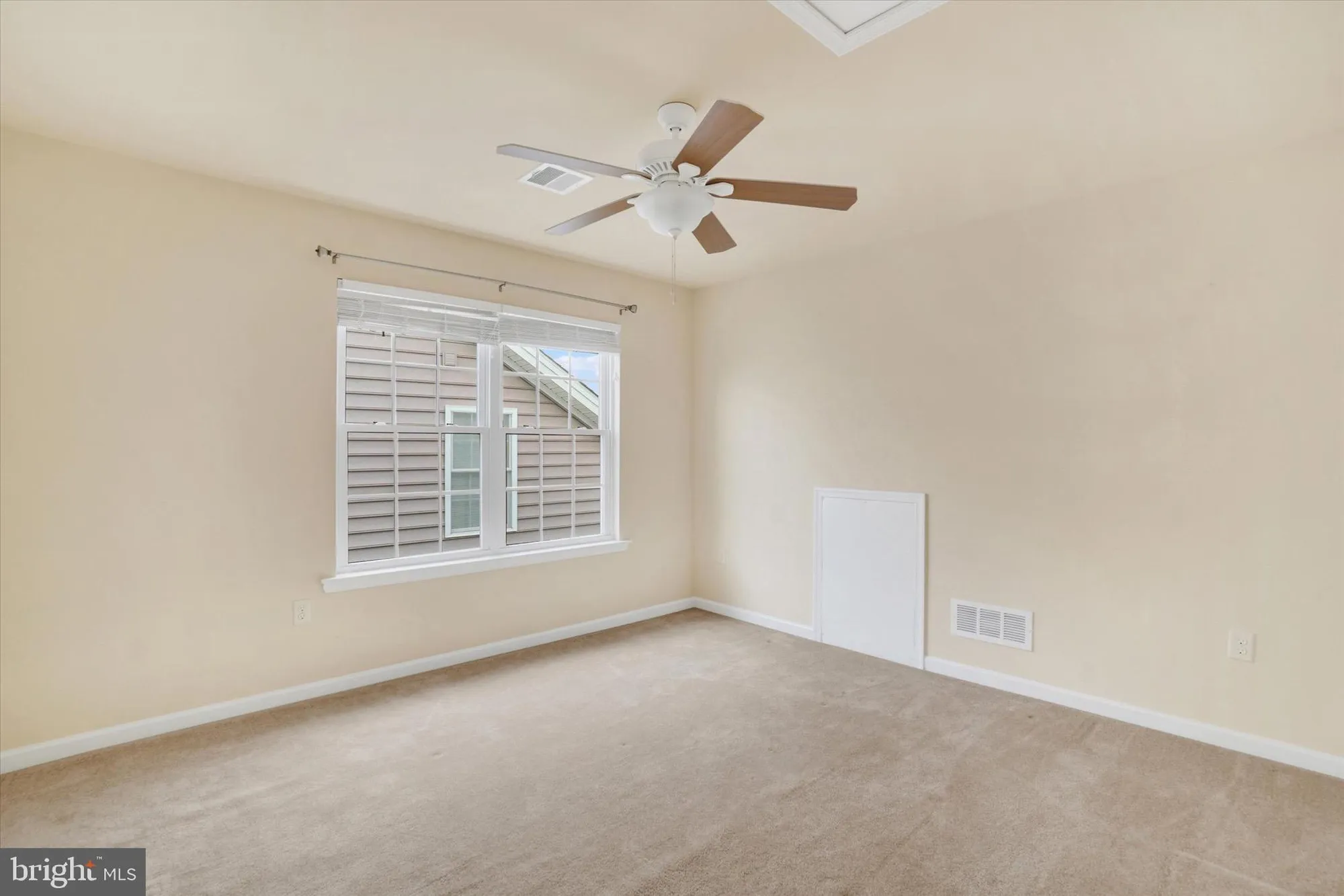 Property Slideshow image 19 of 28 | 631 thoreau dr, Mount Joy, PA, 17552