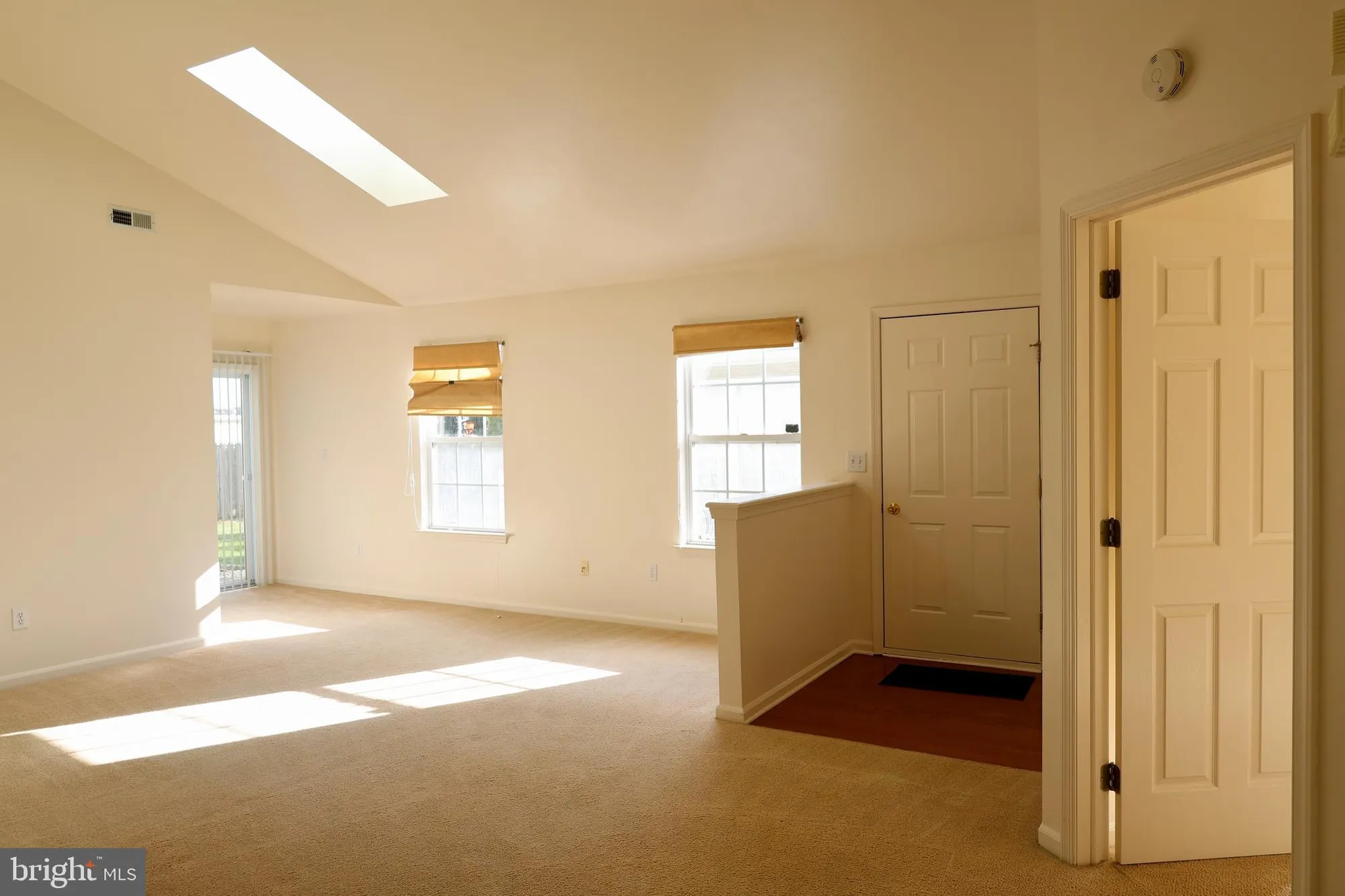 Property Slideshow image 11 of 17 | 28 palmer sq, Beverly, NJ, 08010