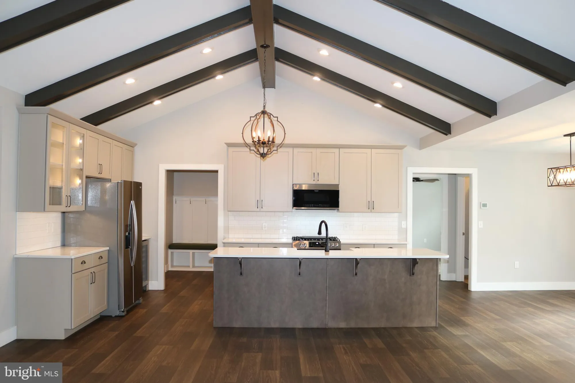 Property Slideshow image 6 of 40 | 2097 hill side dr, Mechanicsburg, PA, 17055