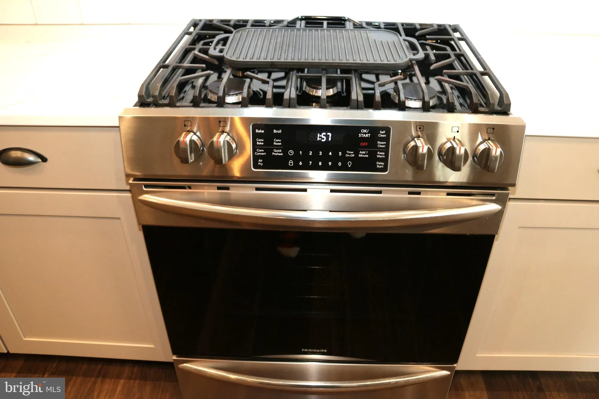 Property Slideshow image 13 of 40 | 2097 hill side dr, Mechanicsburg, PA, 17055