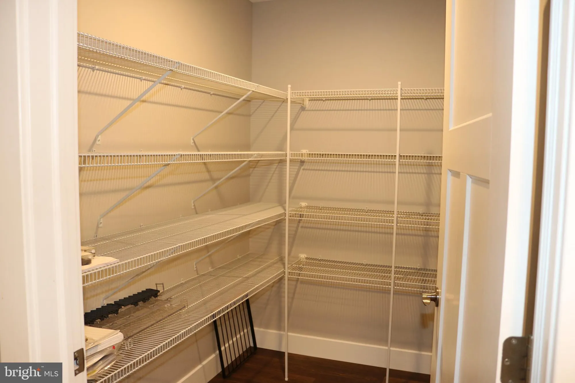 Property Slideshow image 14 of 40 | 2097 hill side dr, Mechanicsburg, PA, 17055