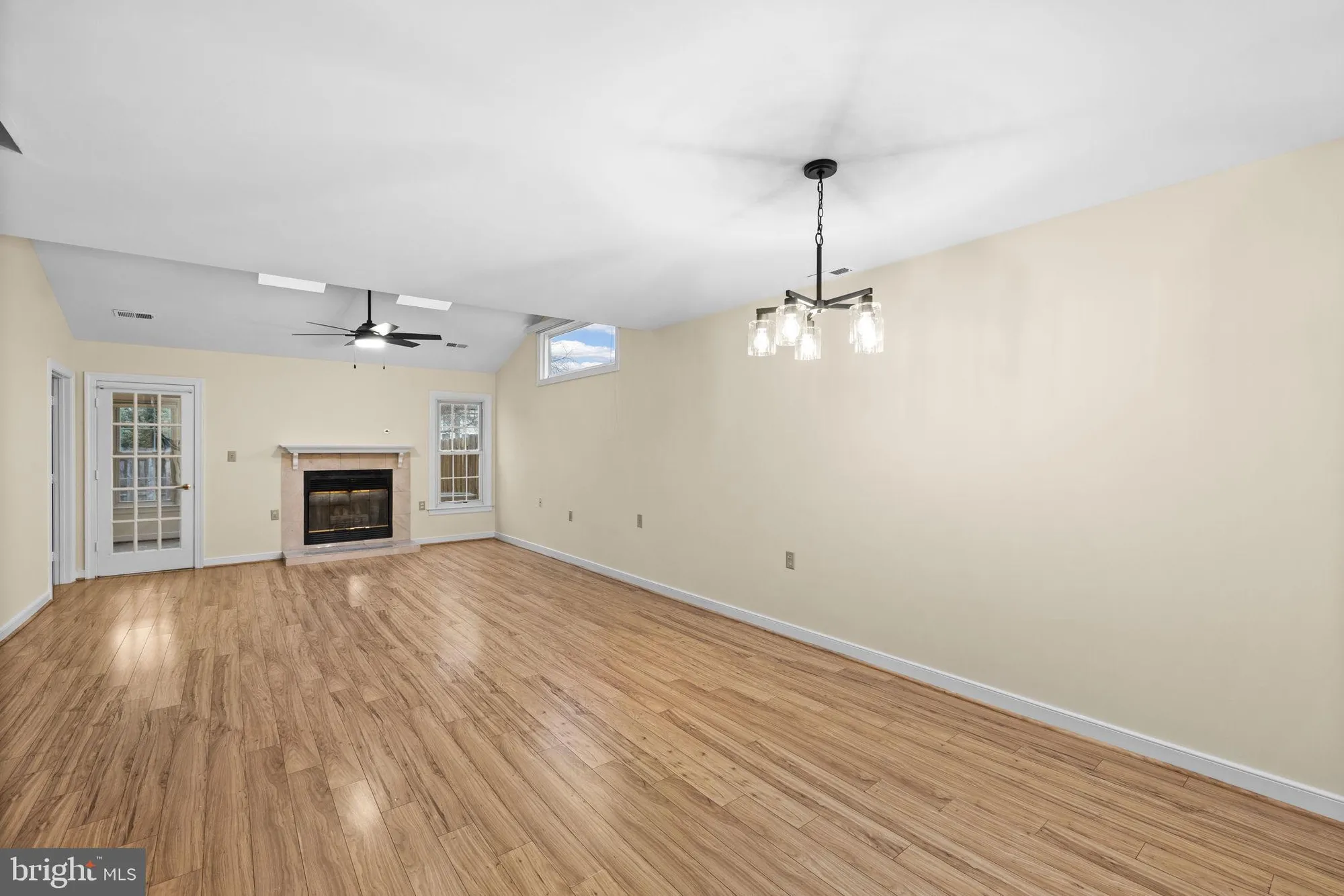Property Slideshow image 16 of 52 | 11550 savannah dr, Fredericksburg, VA, 22407