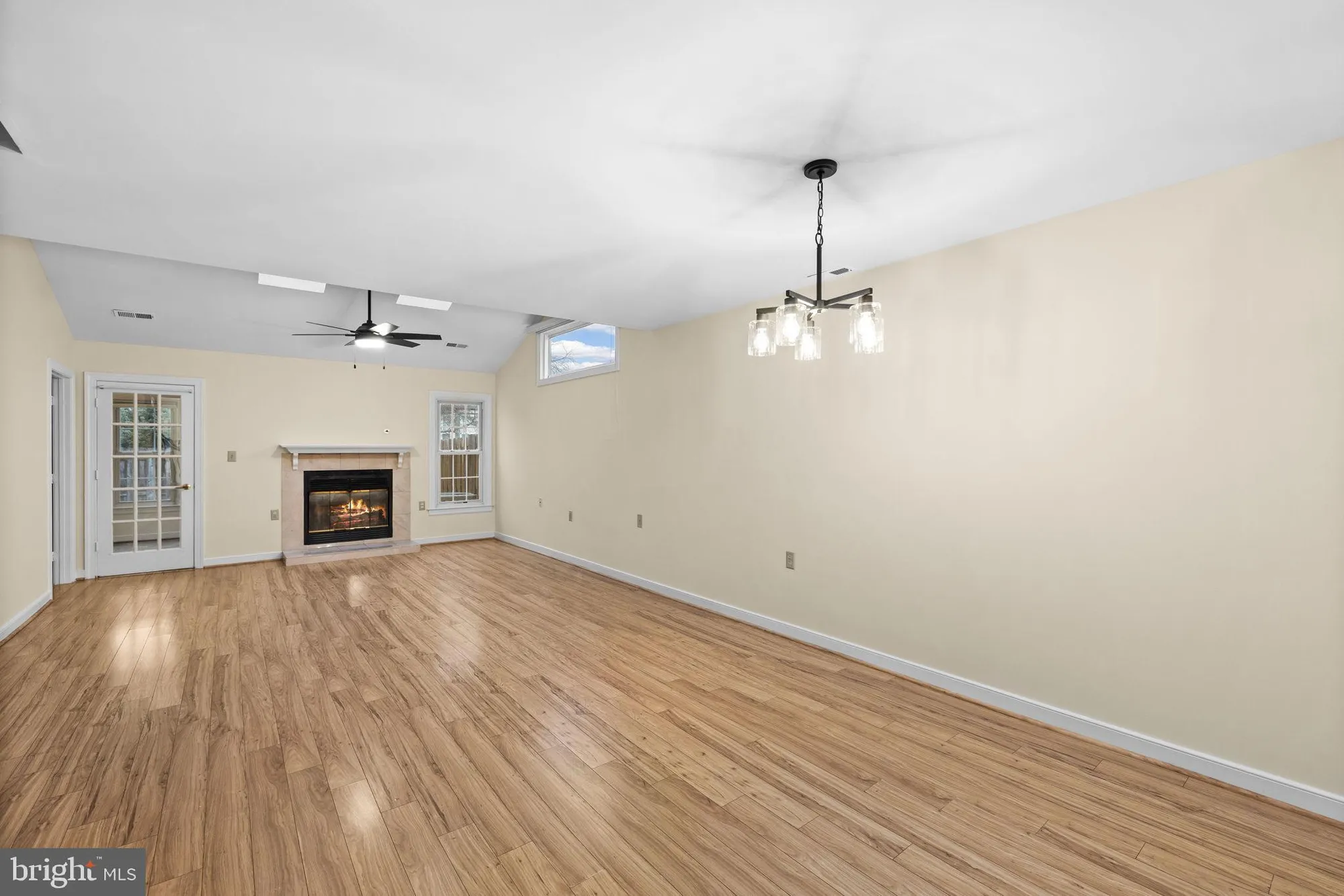 Property Slideshow image 17 of 52 | 11550 savannah dr, Fredericksburg, VA, 22407