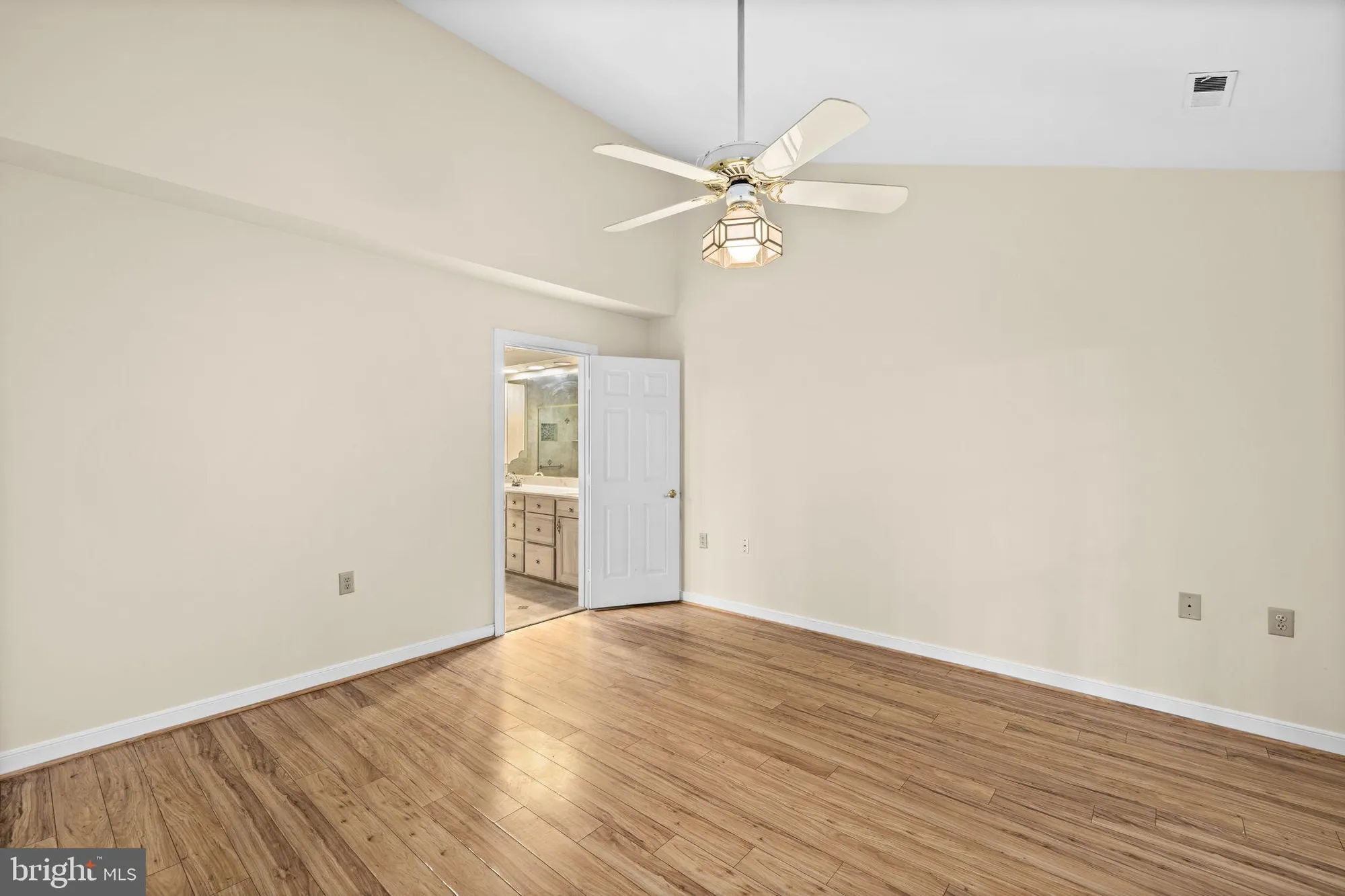 Property Slideshow image 28 of 52 | 11550 savannah dr, Fredericksburg, VA, 22407