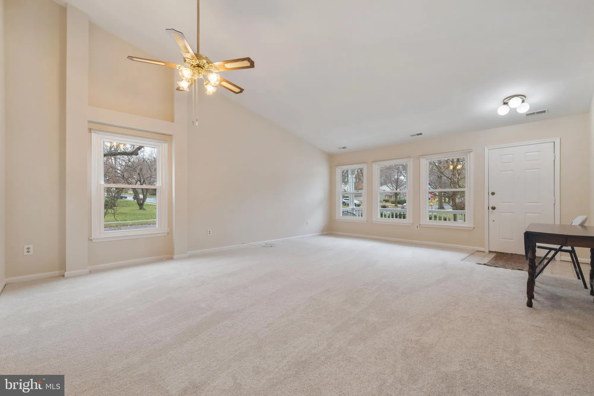 Property Slideshow image 7 of 25 | 1984 marconi cir, Annapolis, MD, 21401
