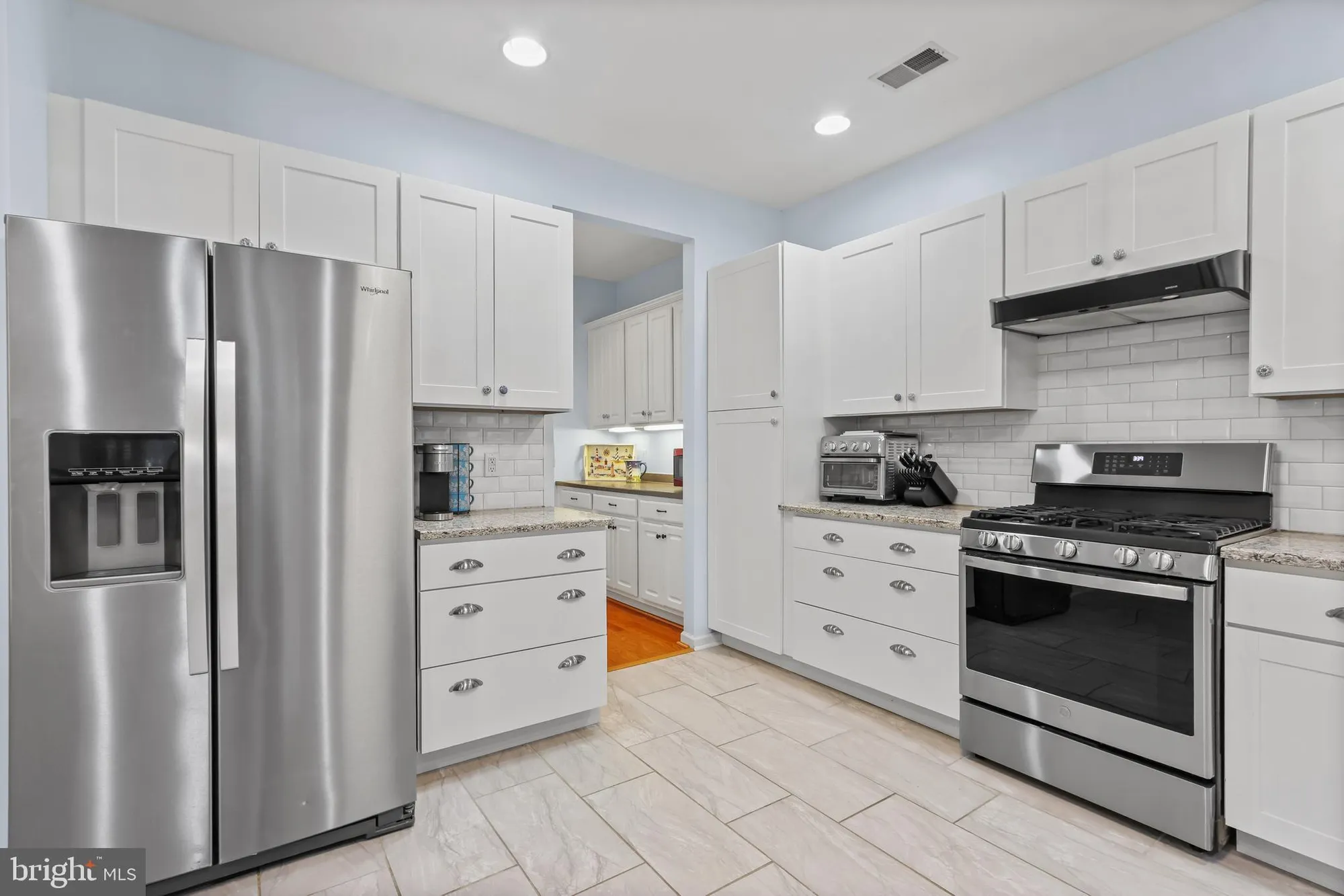 Property Slideshow image 10 of 44 | 60 glenmoor cir, Easton, PA, 18045