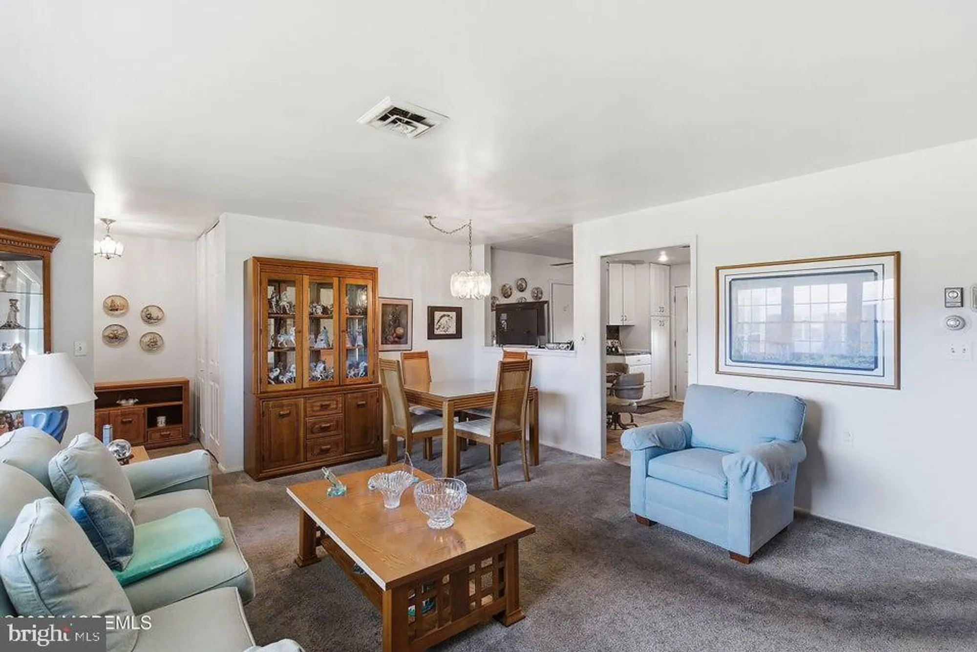 Property Slideshow image 6 of 27 | 1169 clydebank ct b, Lakewood, NJ, 08701